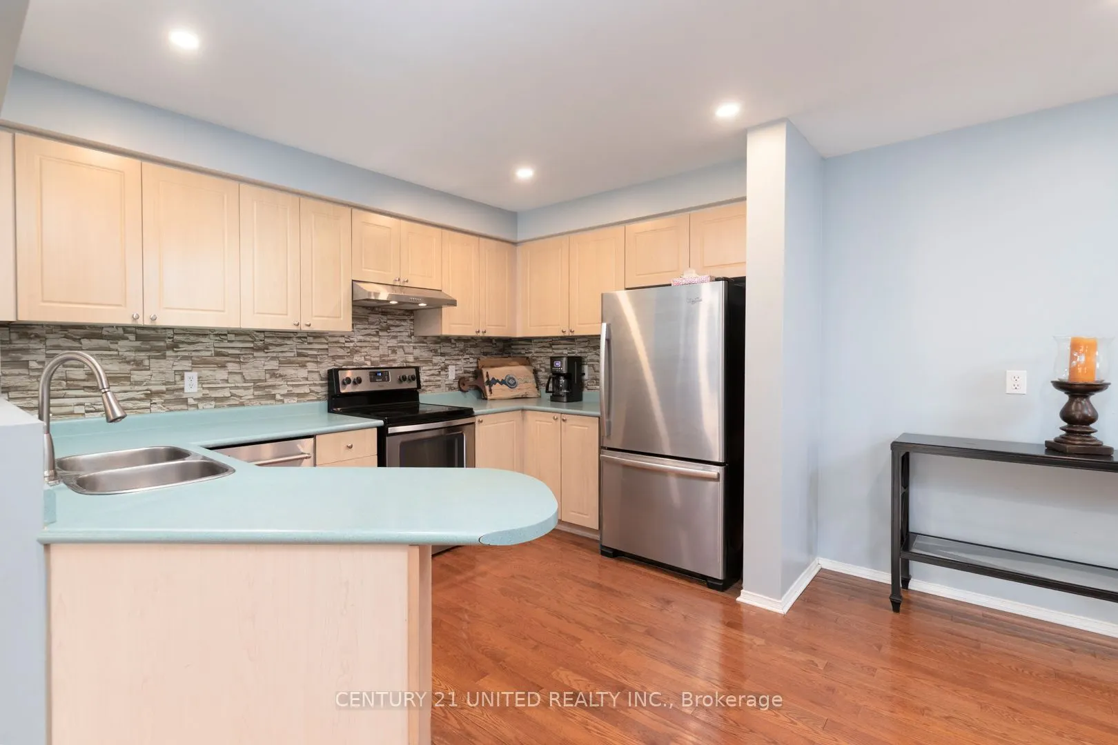 1301 Eagle Crescent