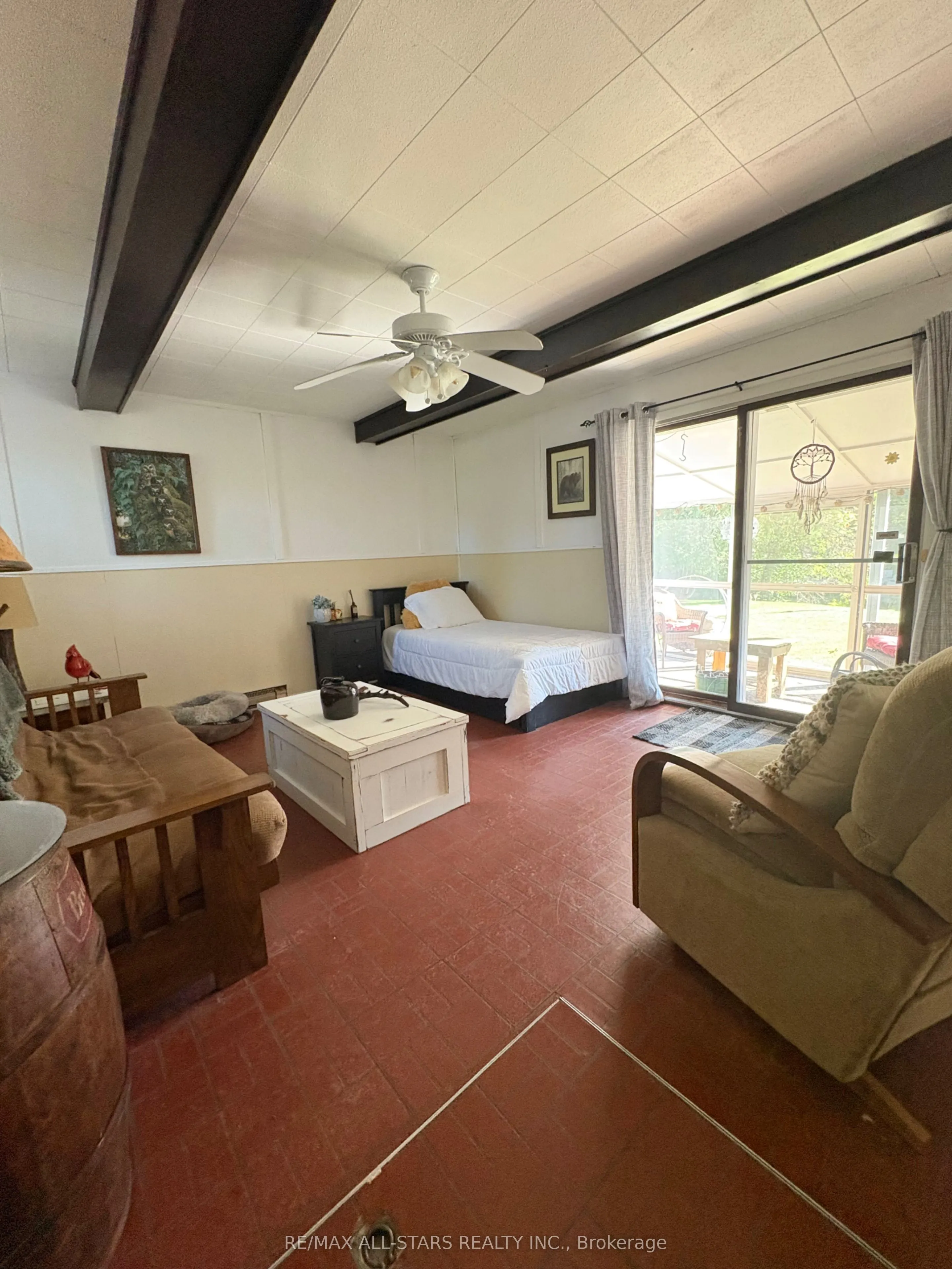 26 Riverbank Road