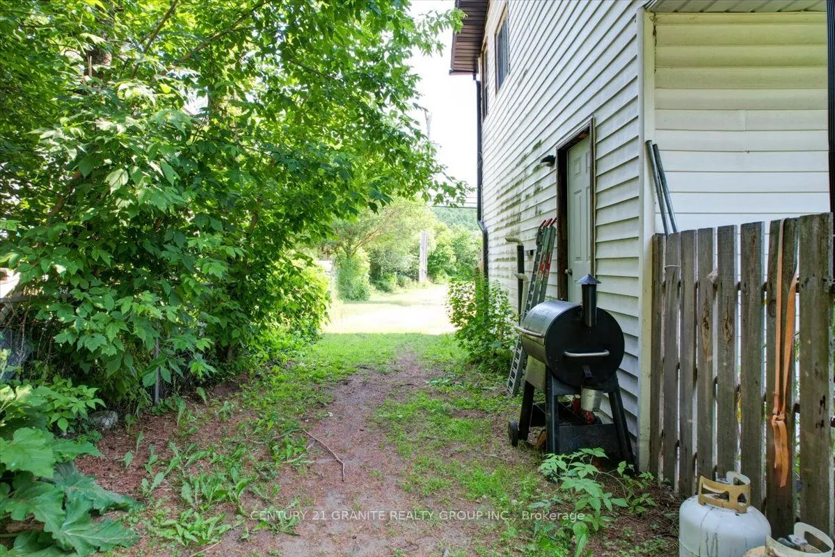 2289 Loop Road