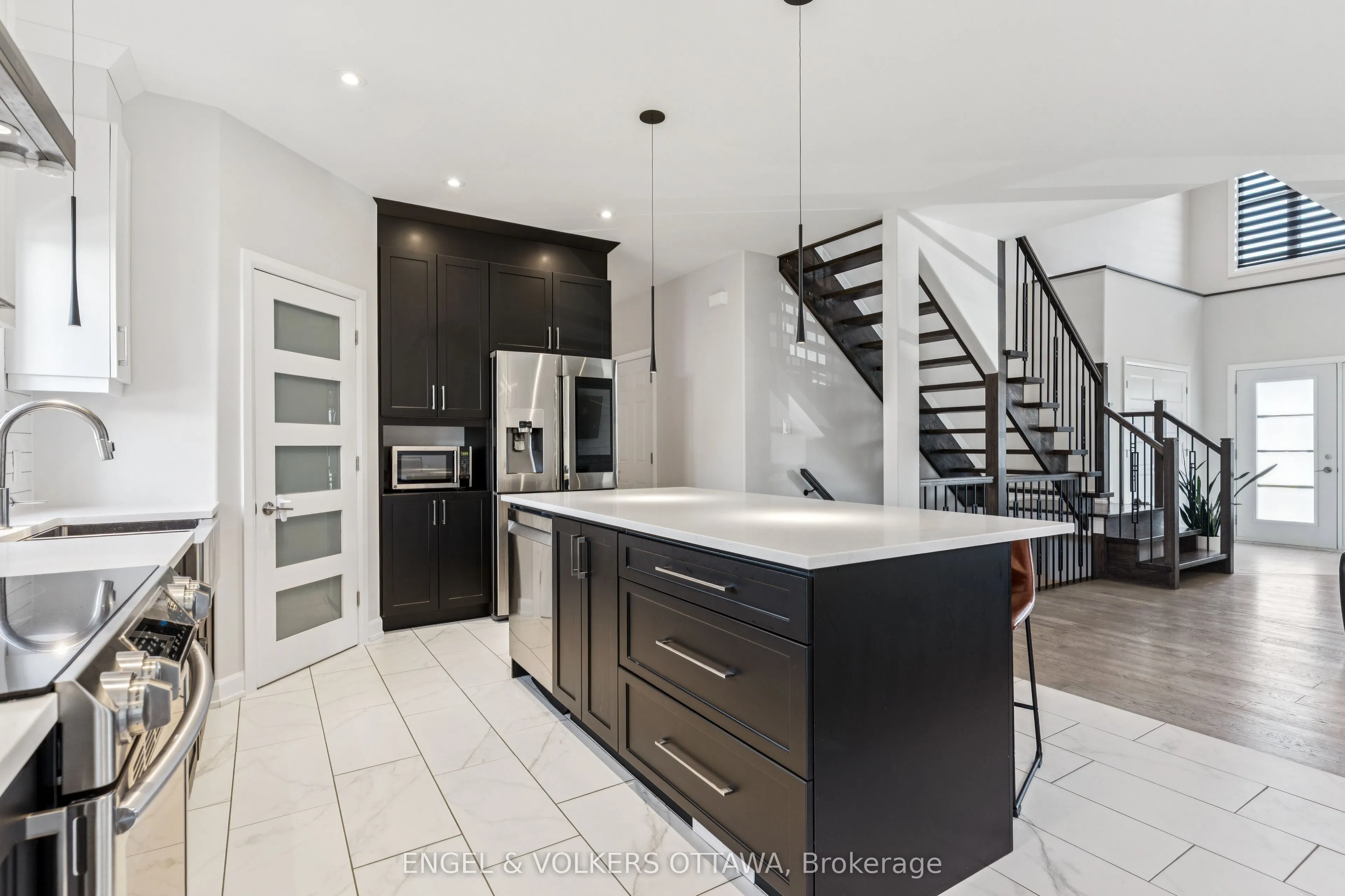 529 Lucent Street