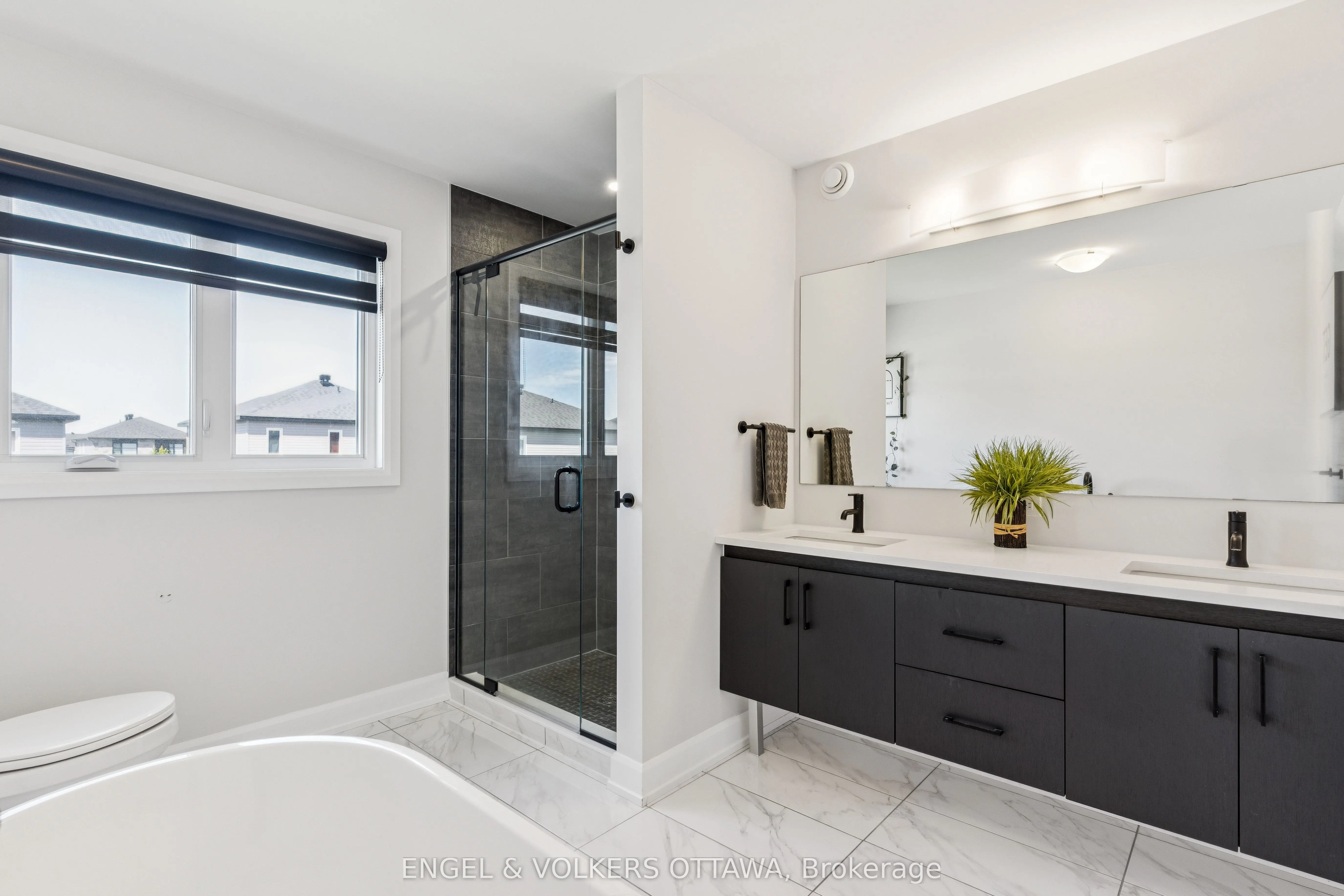 529 Lucent Street