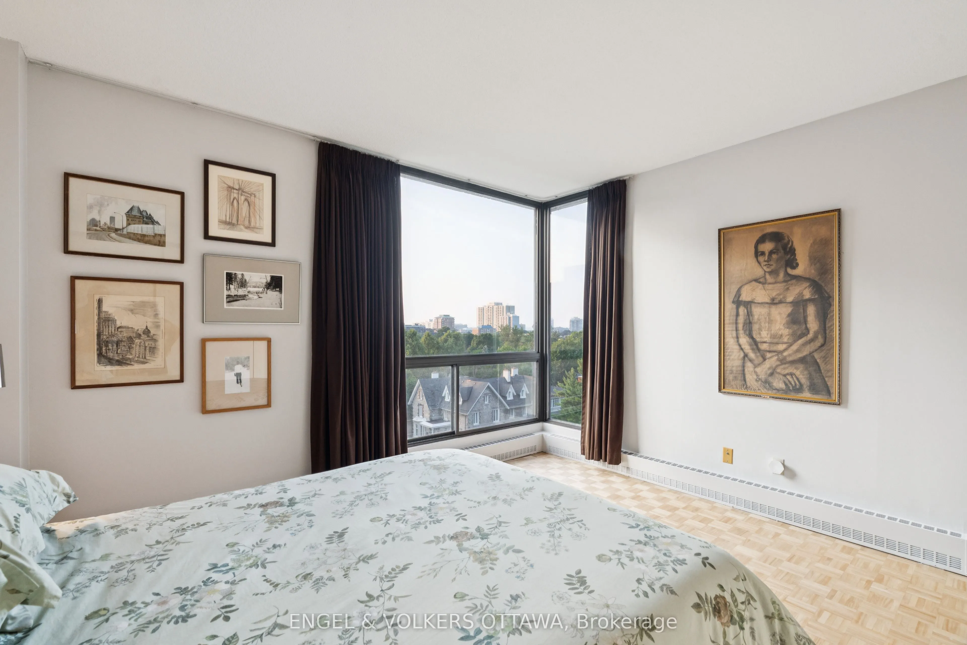 400 Laurier Avenue E, #8A