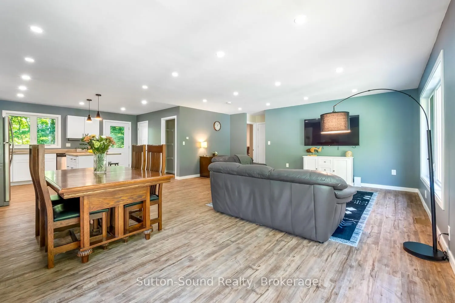 504760 Grey Road 1