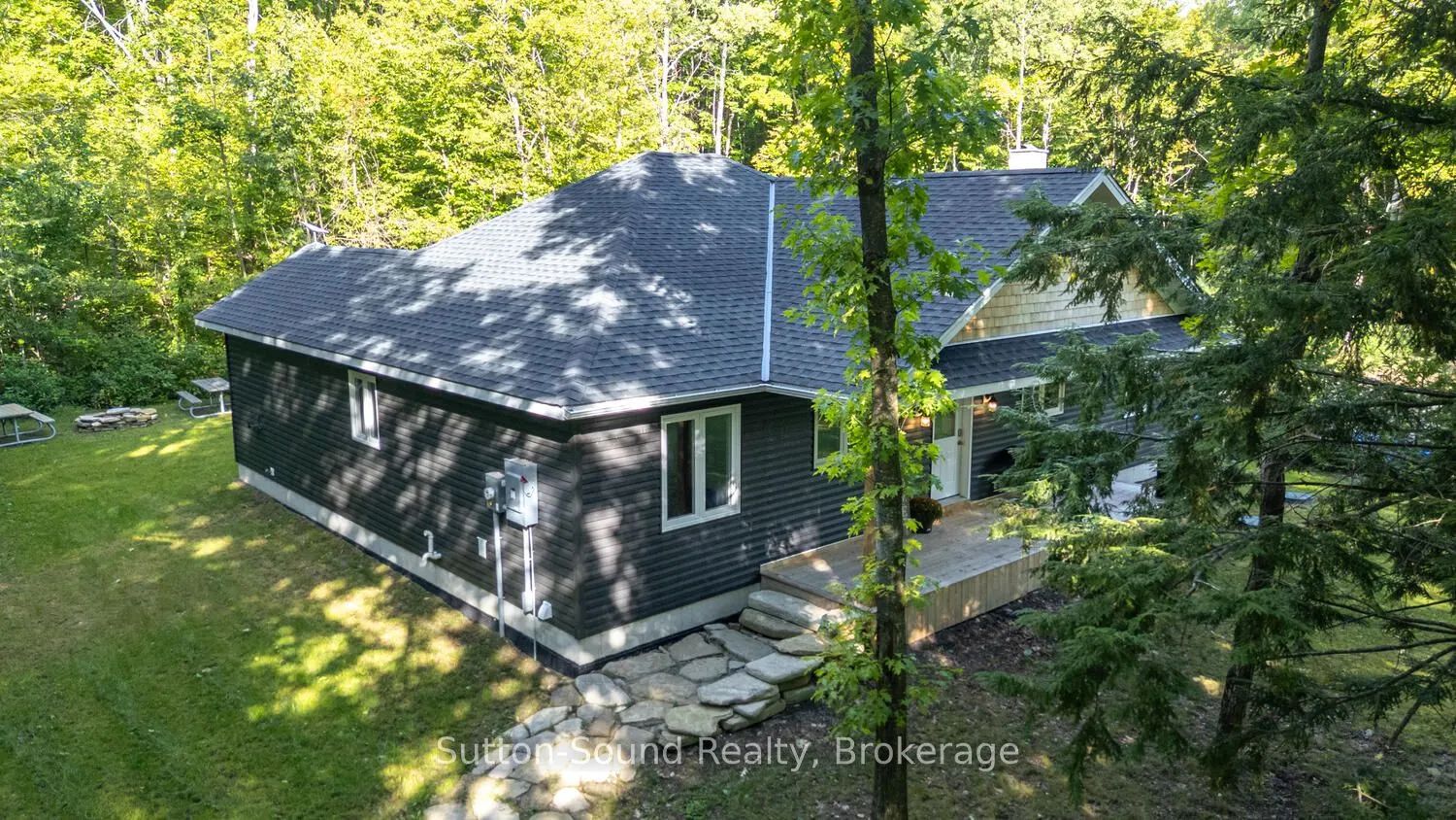 504760 Grey Road 1