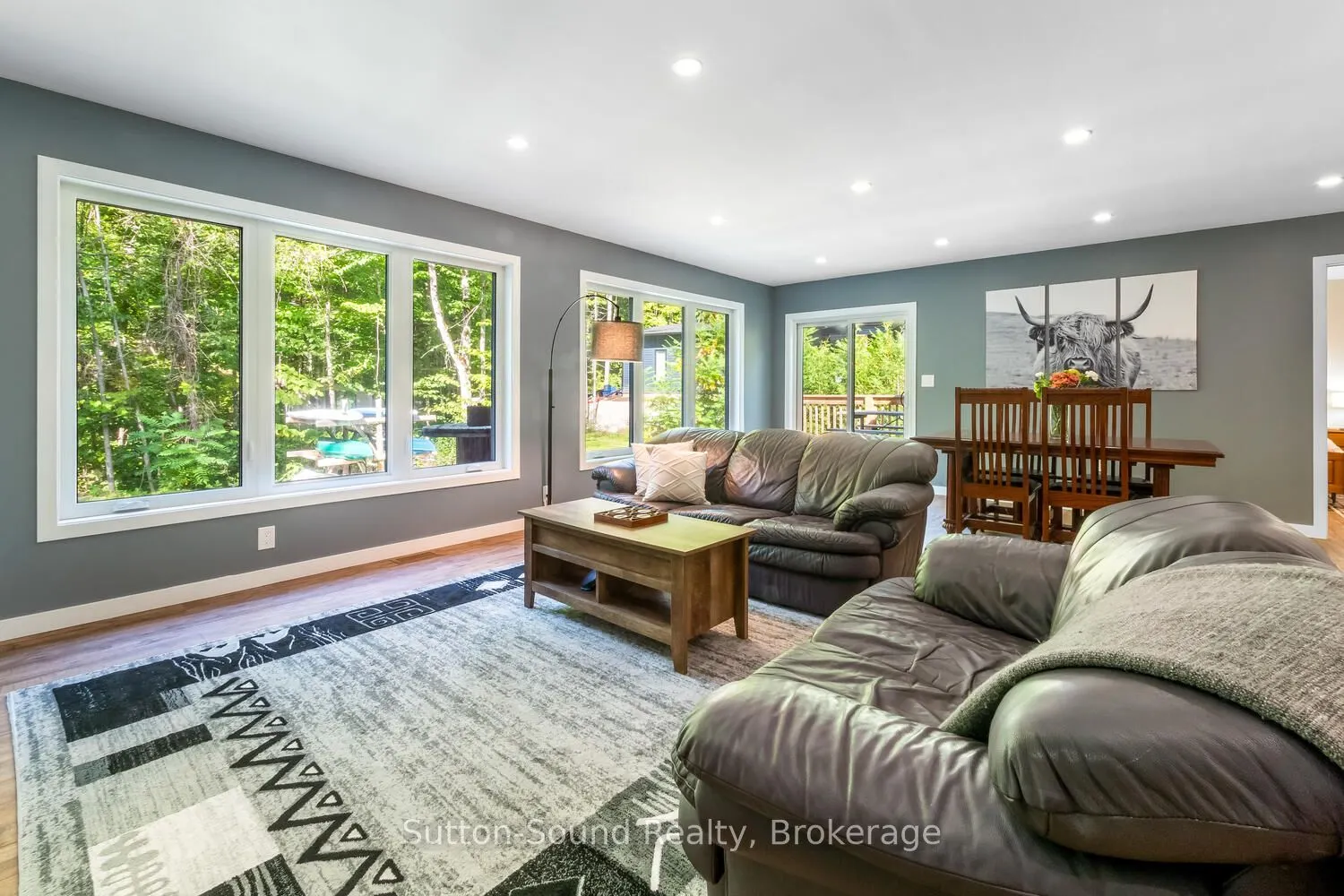 504760 Grey Road 1