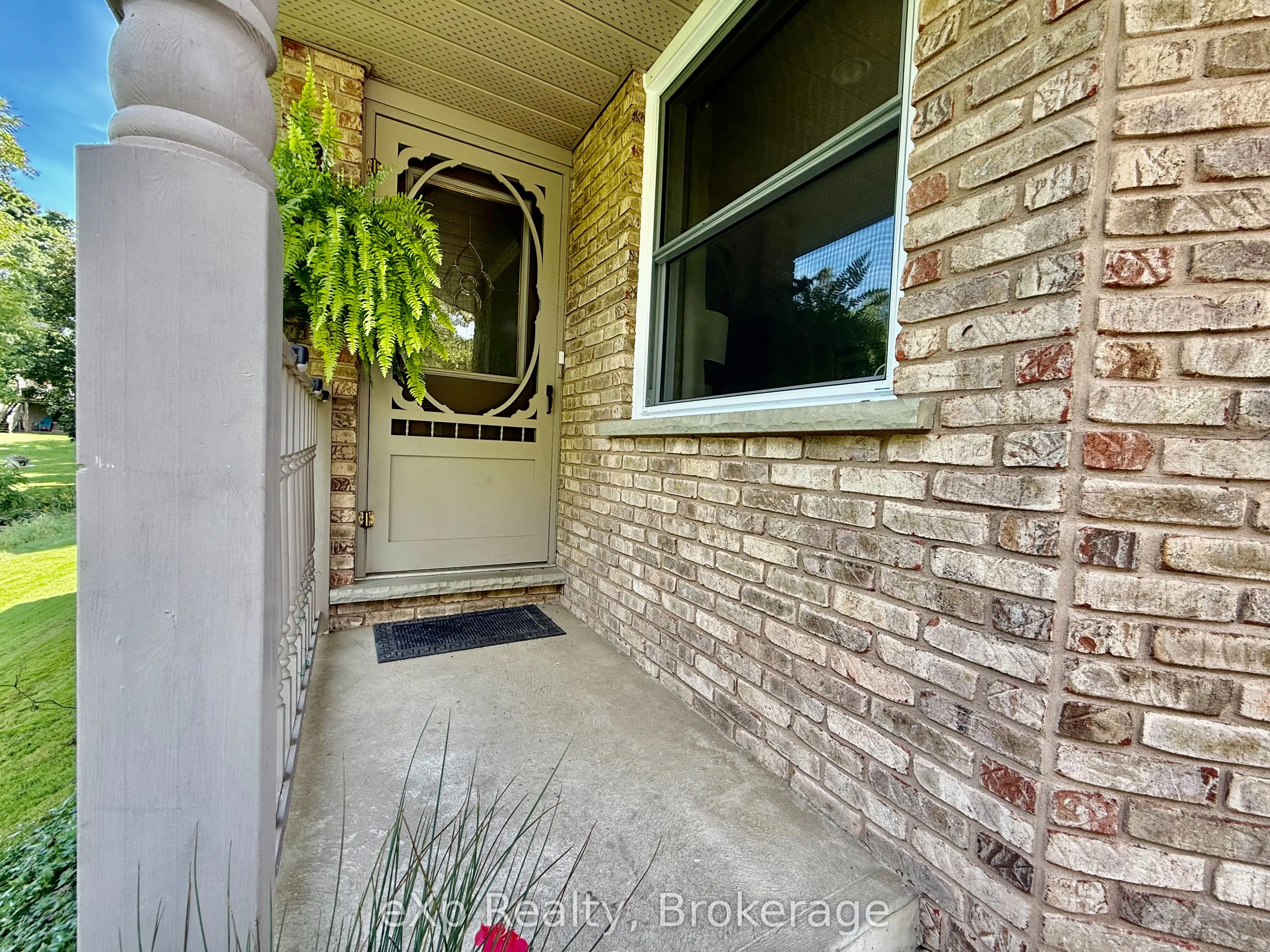 308 Mary Street