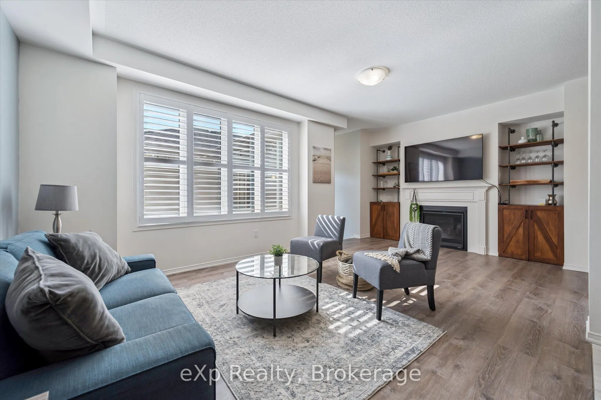 45 Elliot Avenue E, #2
