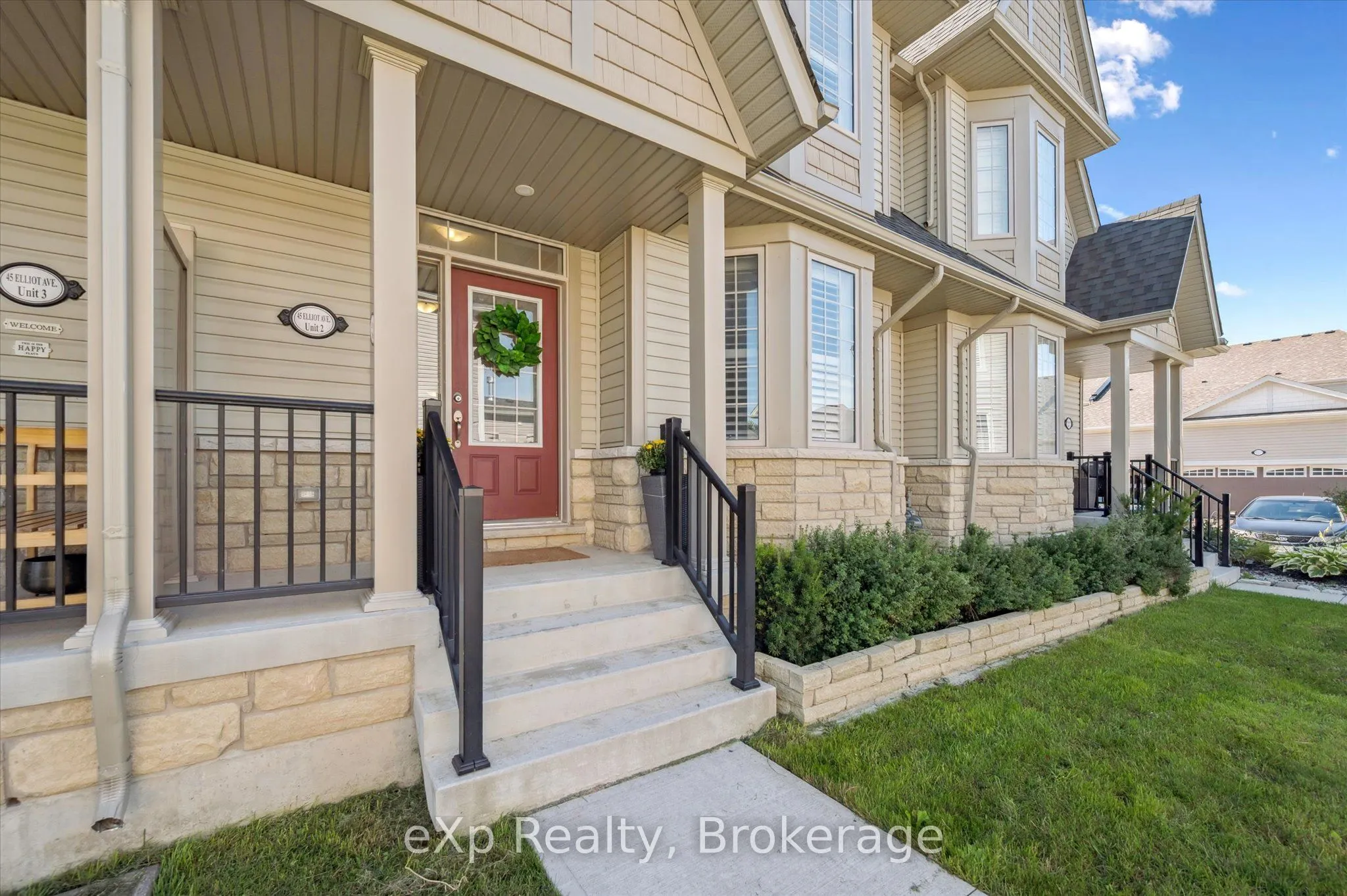 45 Elliot Avenue E, #2
