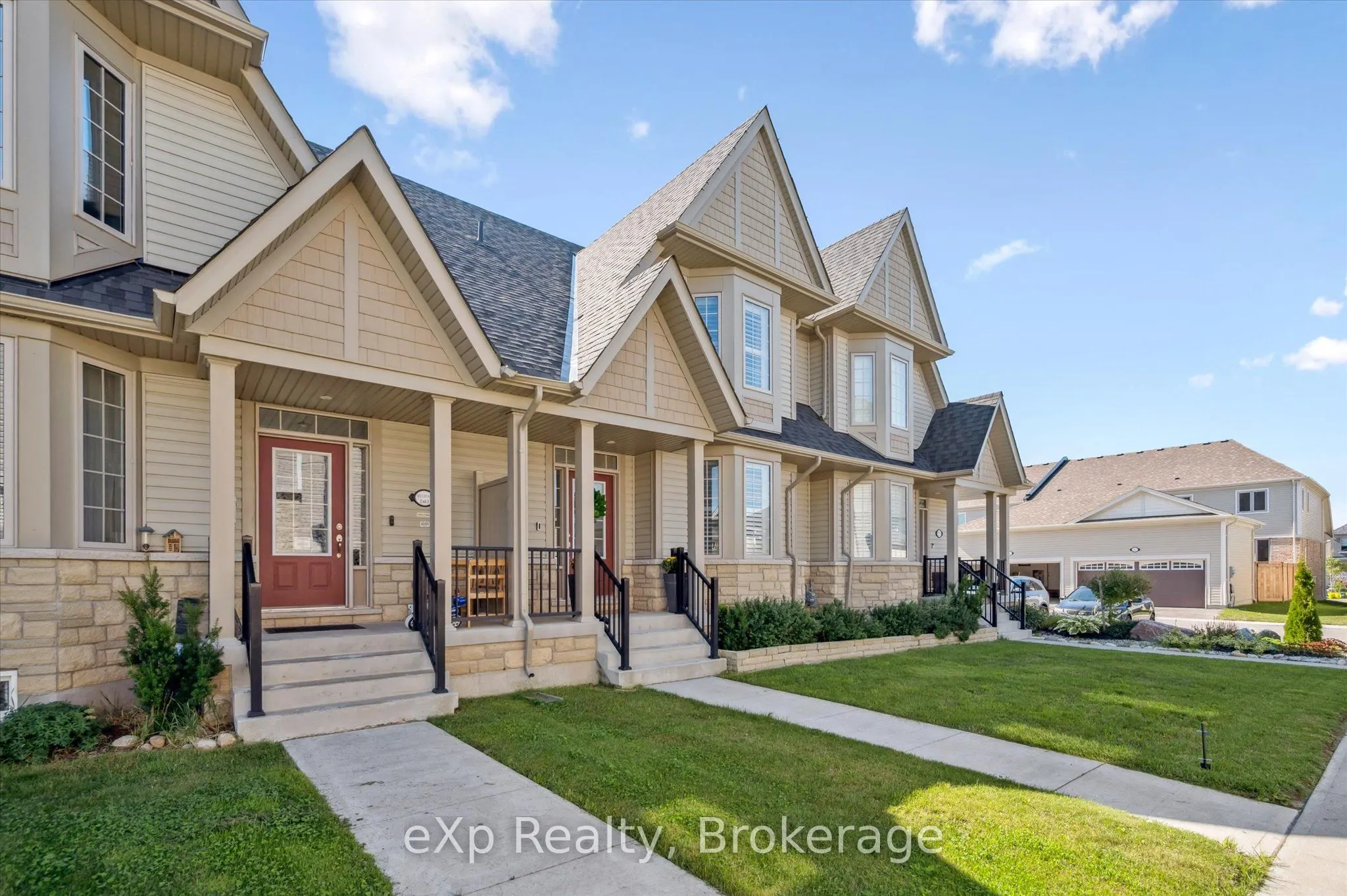 45 Elliot Avenue E, #2