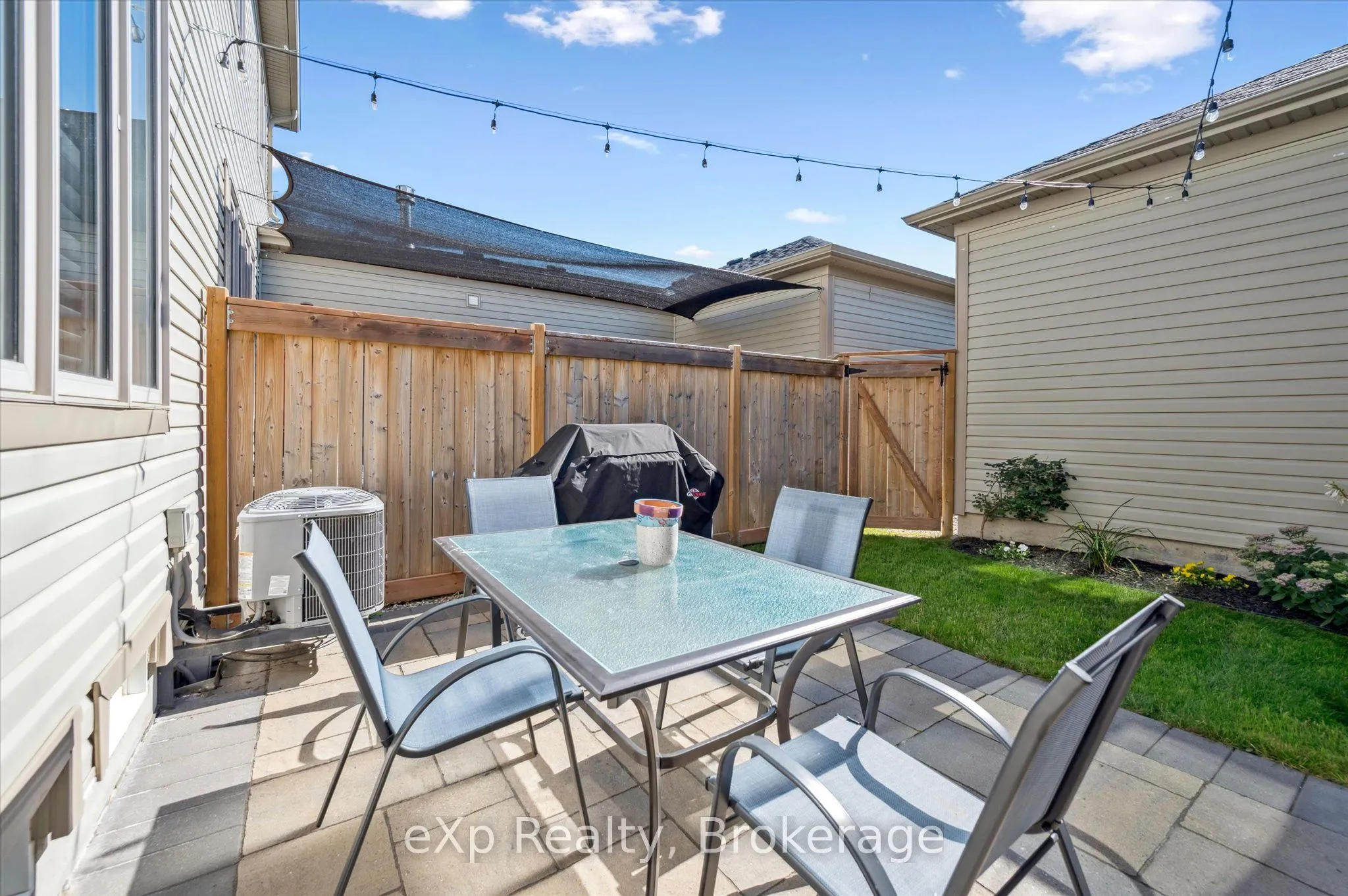 45 Elliot Avenue E, #2