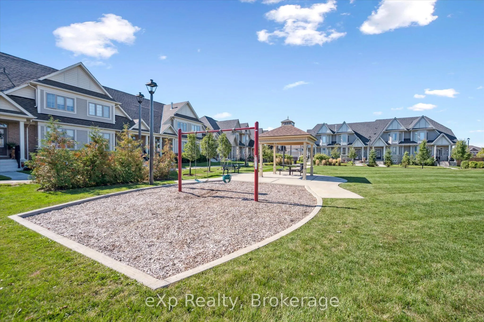 45 Elliot Avenue E, #2