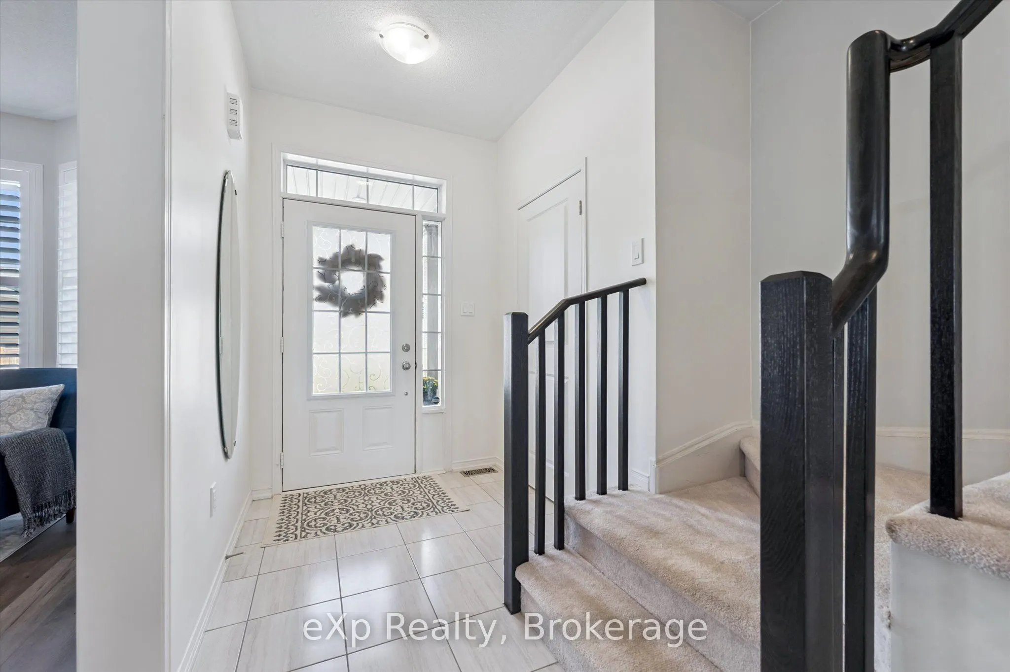 45 Elliot Avenue E, #2