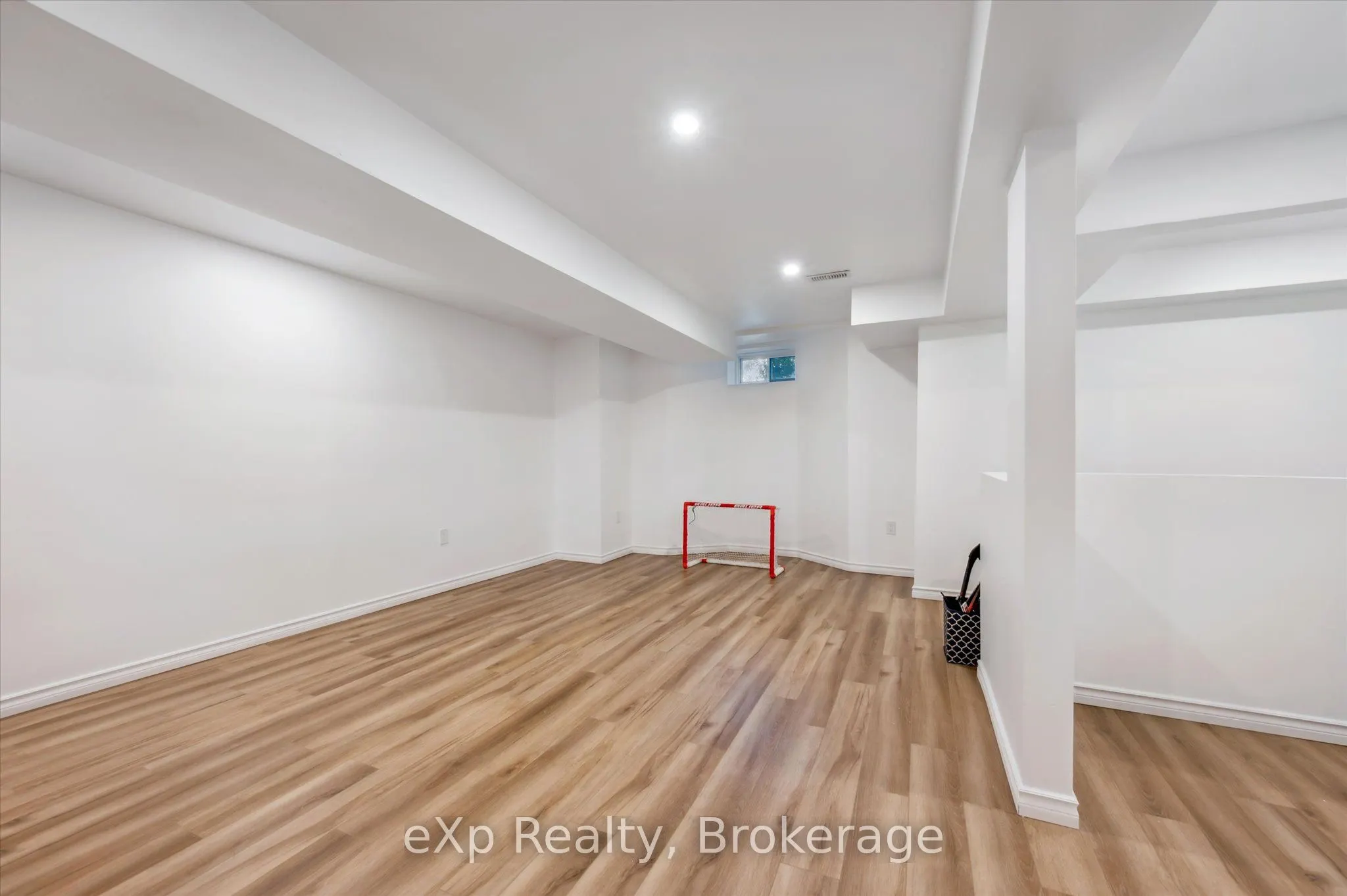 45 Elliot Avenue E, #2