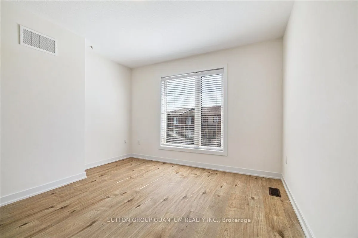 590 North Service Road, #105