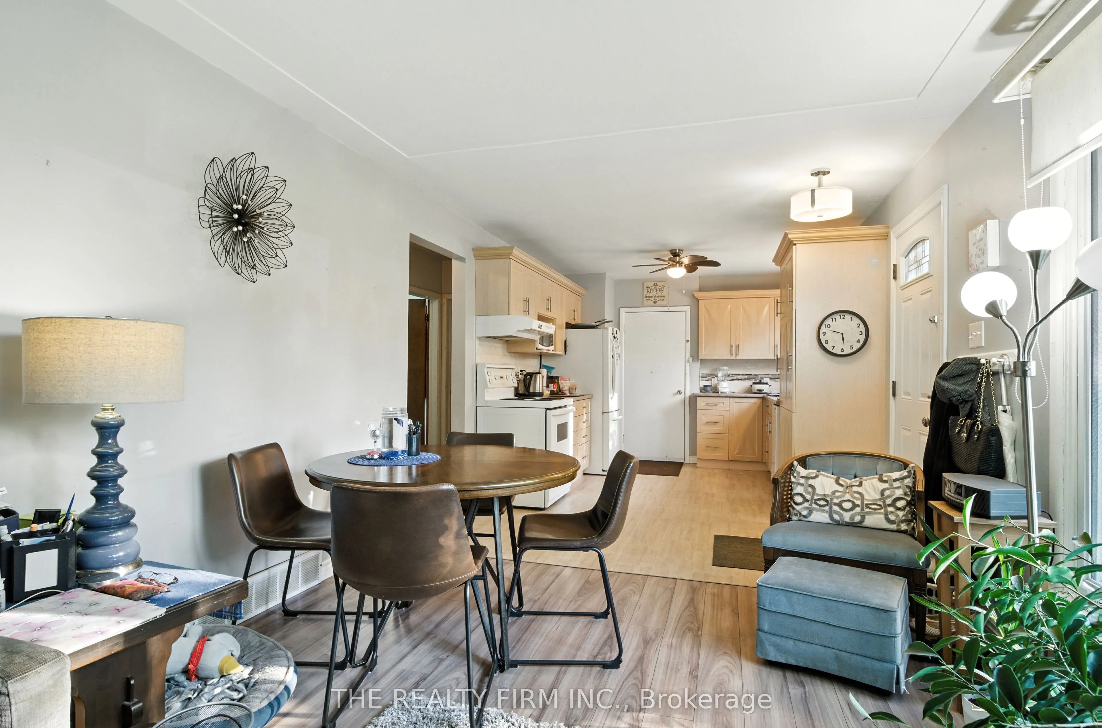 217 Manitoulin Drive E