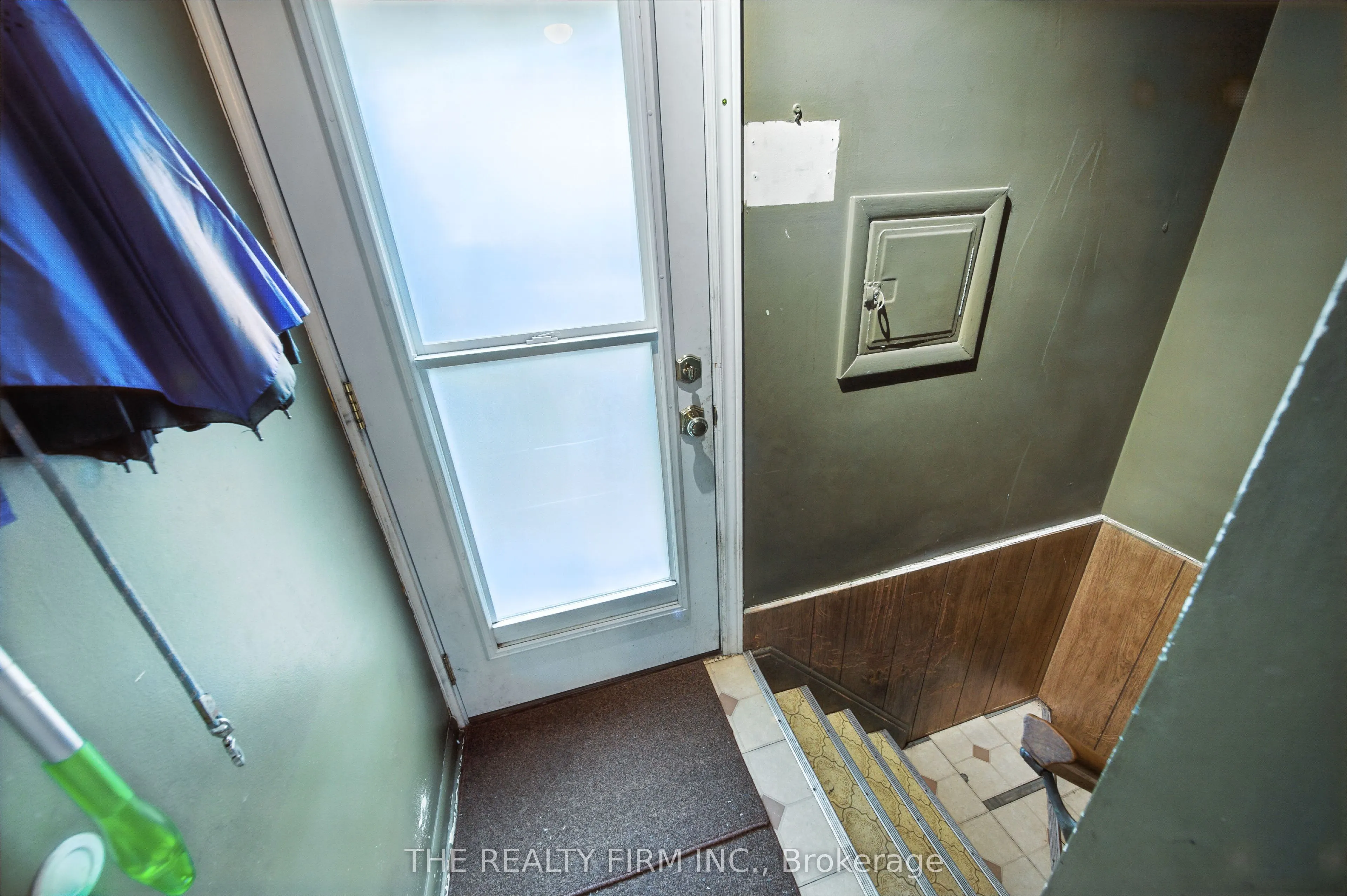 217 Manitoulin Drive E