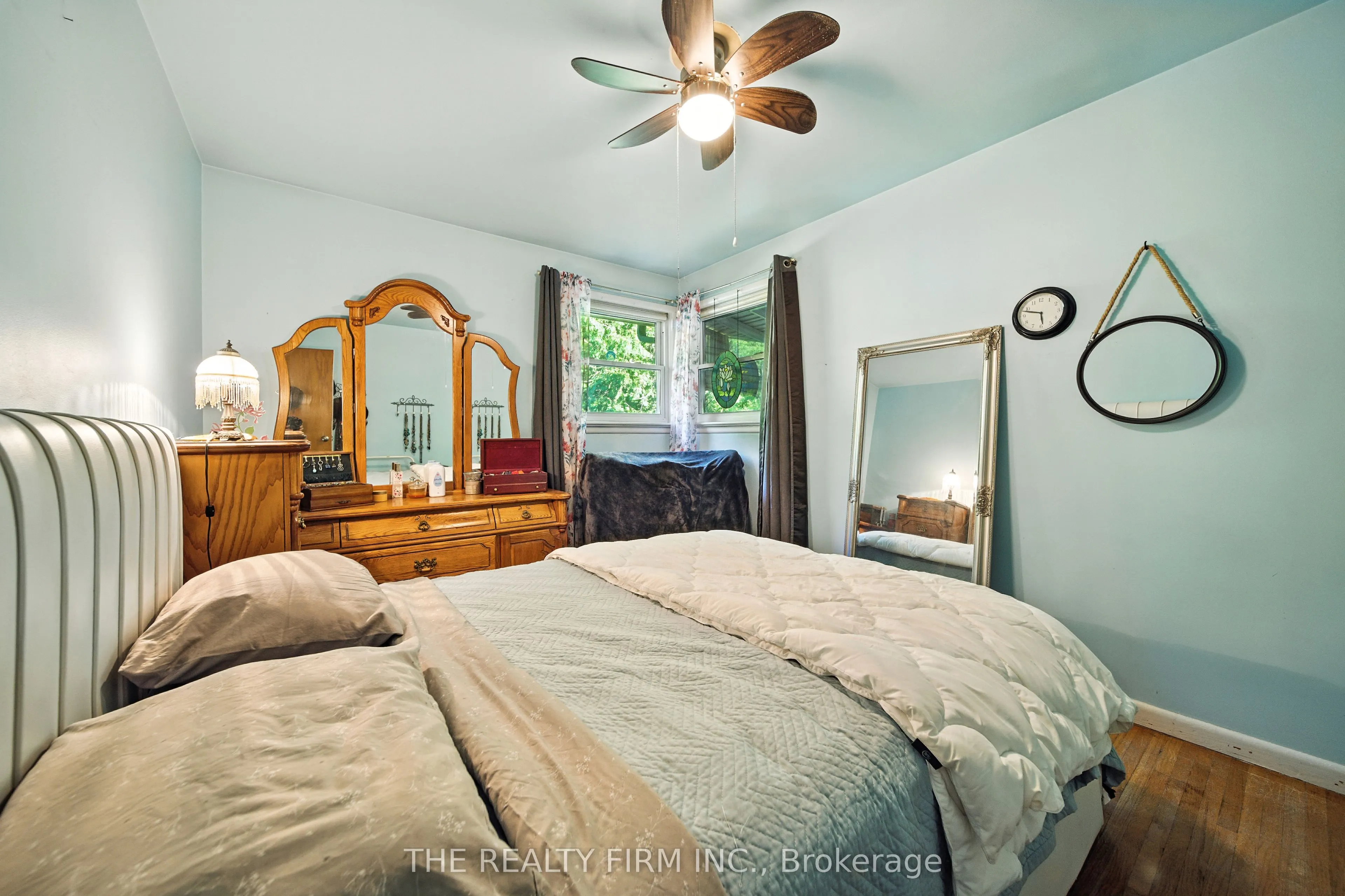 217 Manitoulin Drive E
