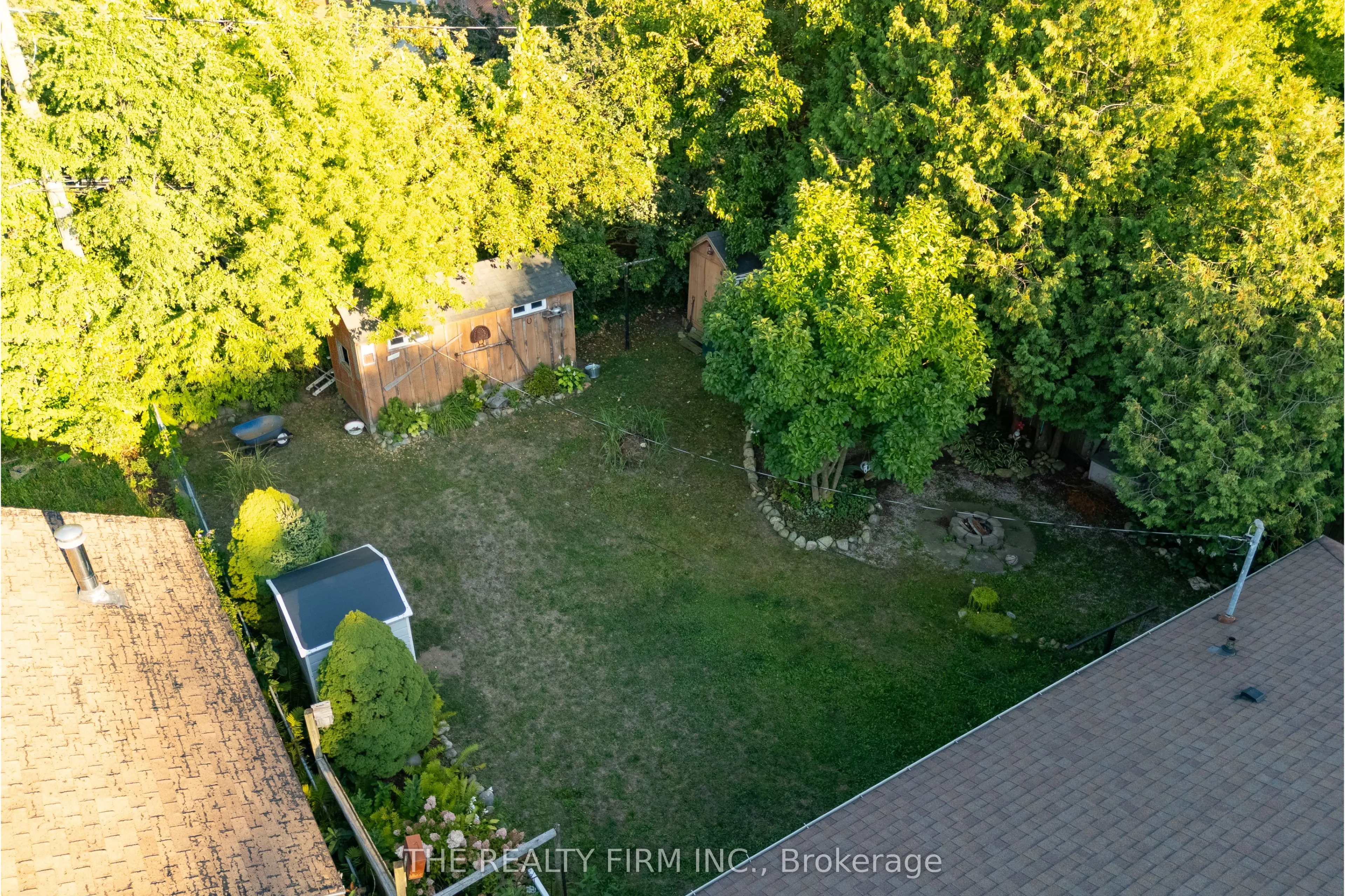 217 Manitoulin Drive E