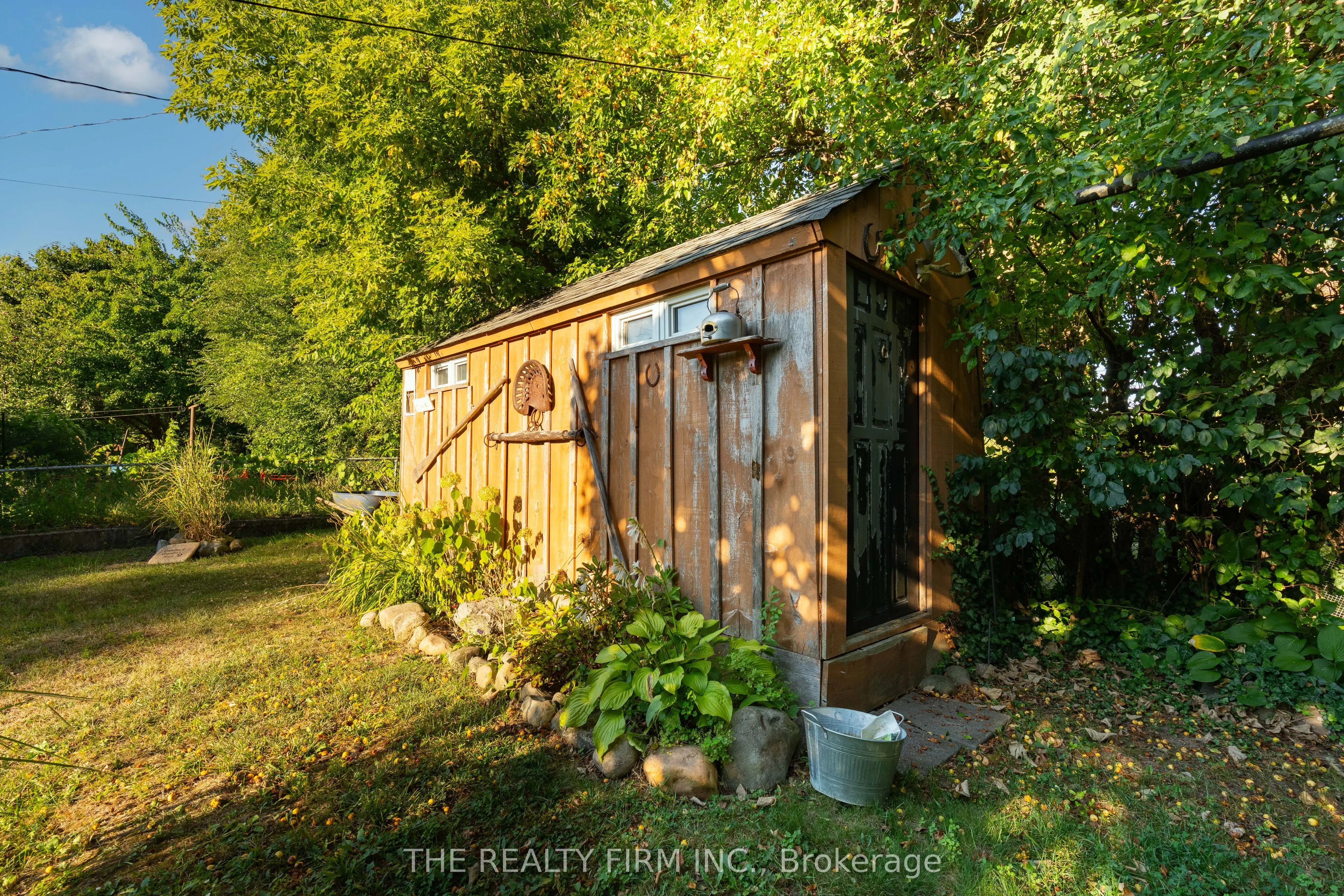217 Manitoulin Drive E