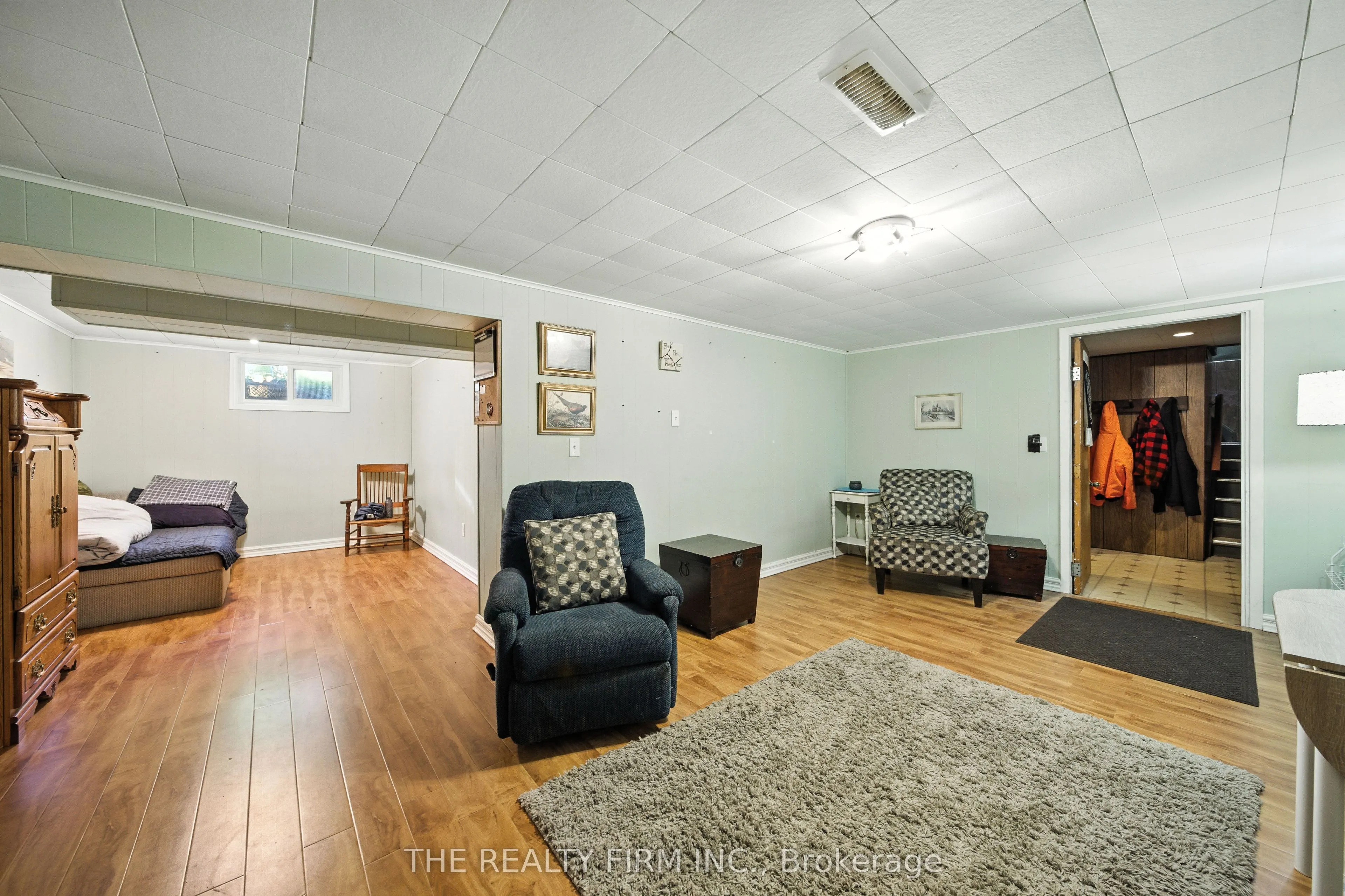 217 Manitoulin Drive E