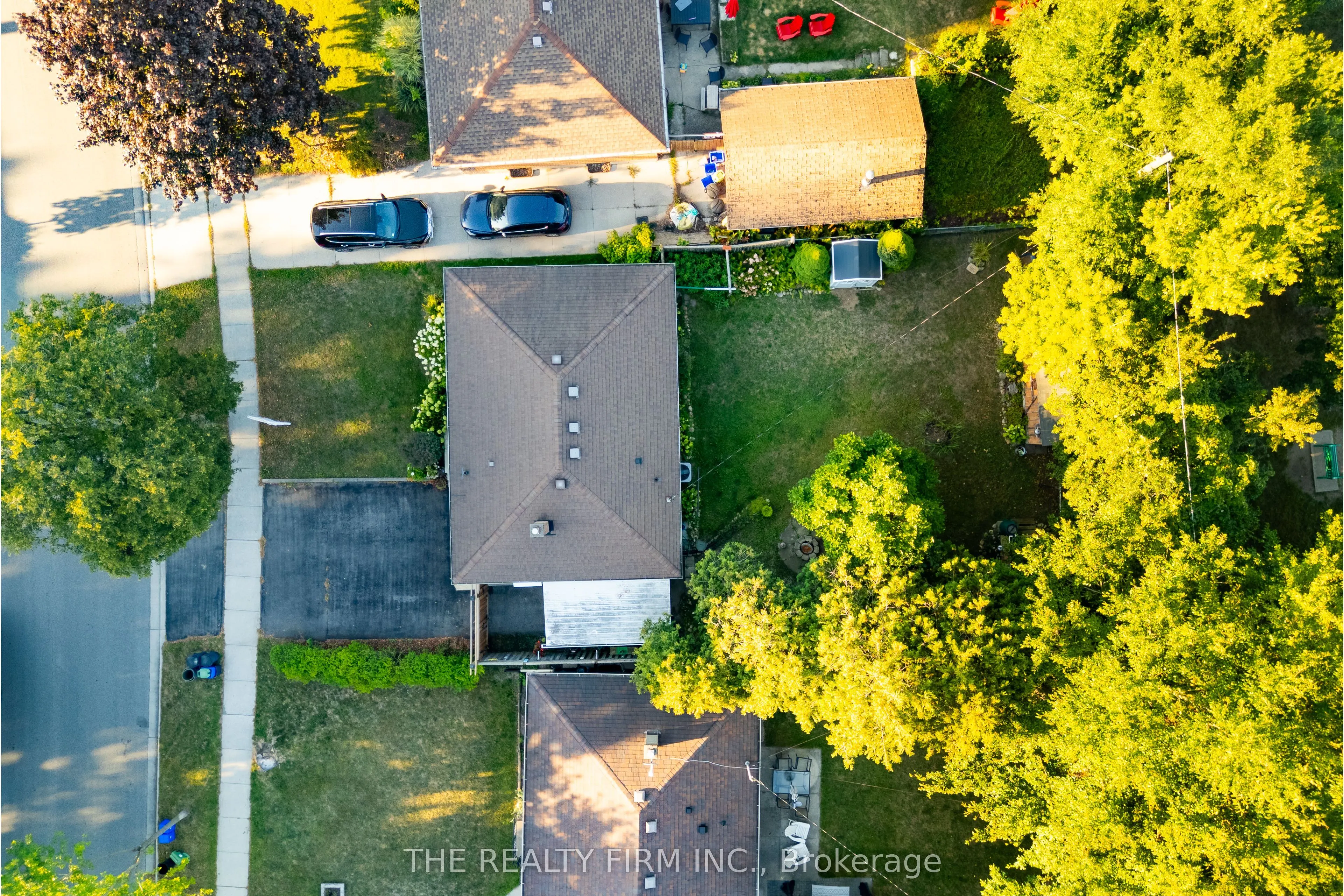 217 Manitoulin Drive E