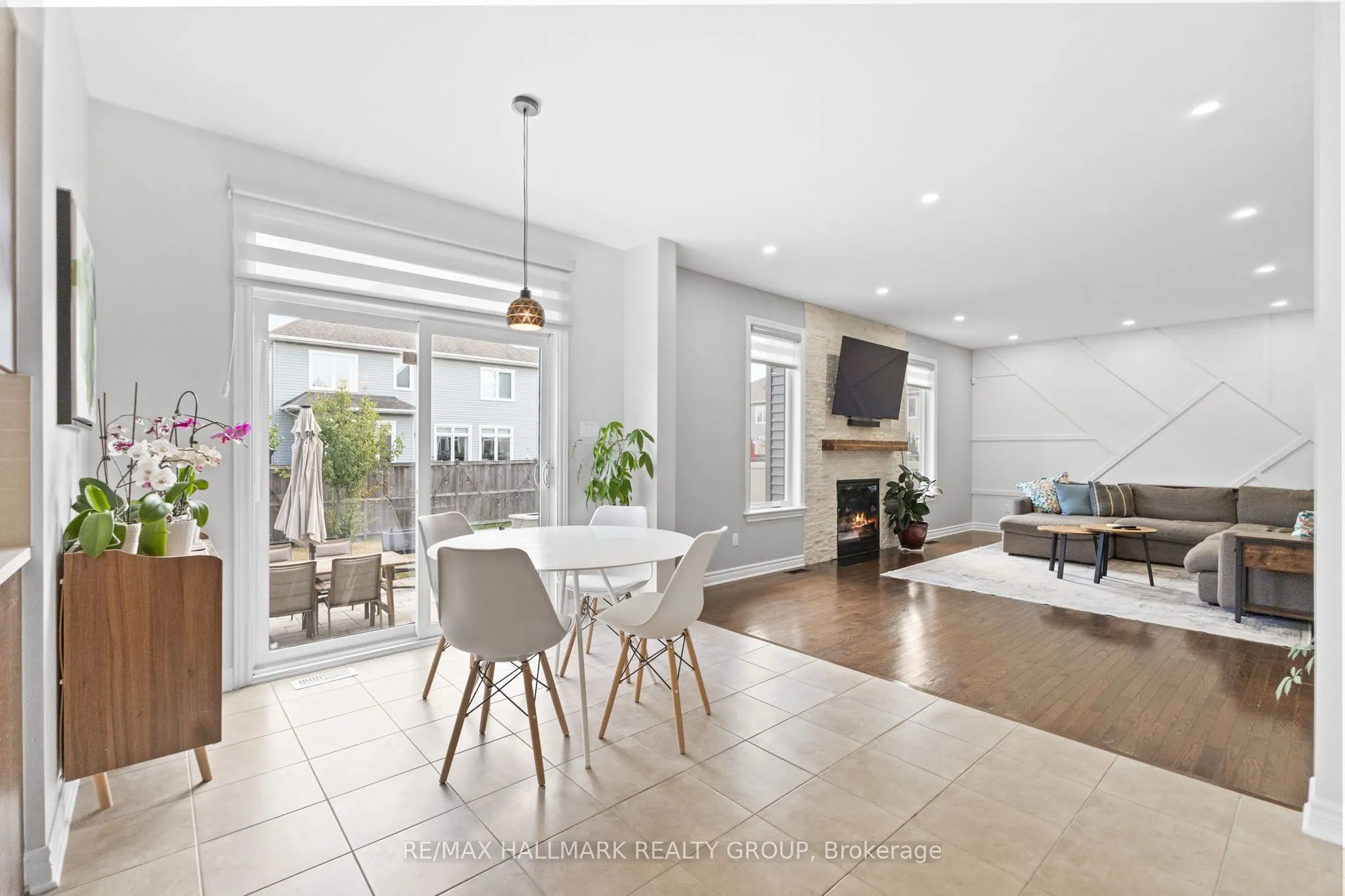 254 Gracewood Crescent