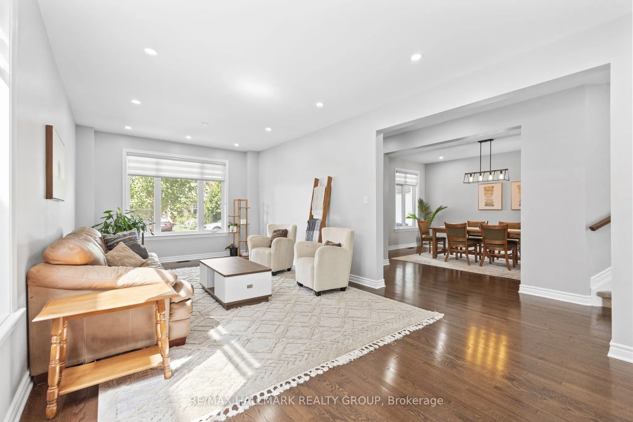 254 Gracewood Crescent