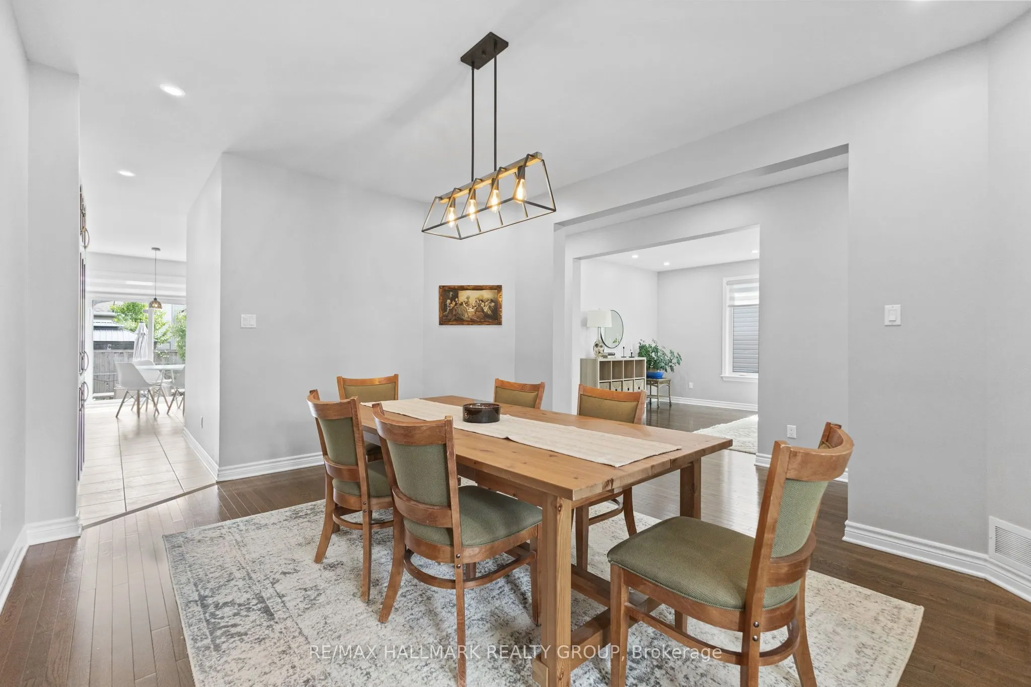 254 Gracewood Crescent