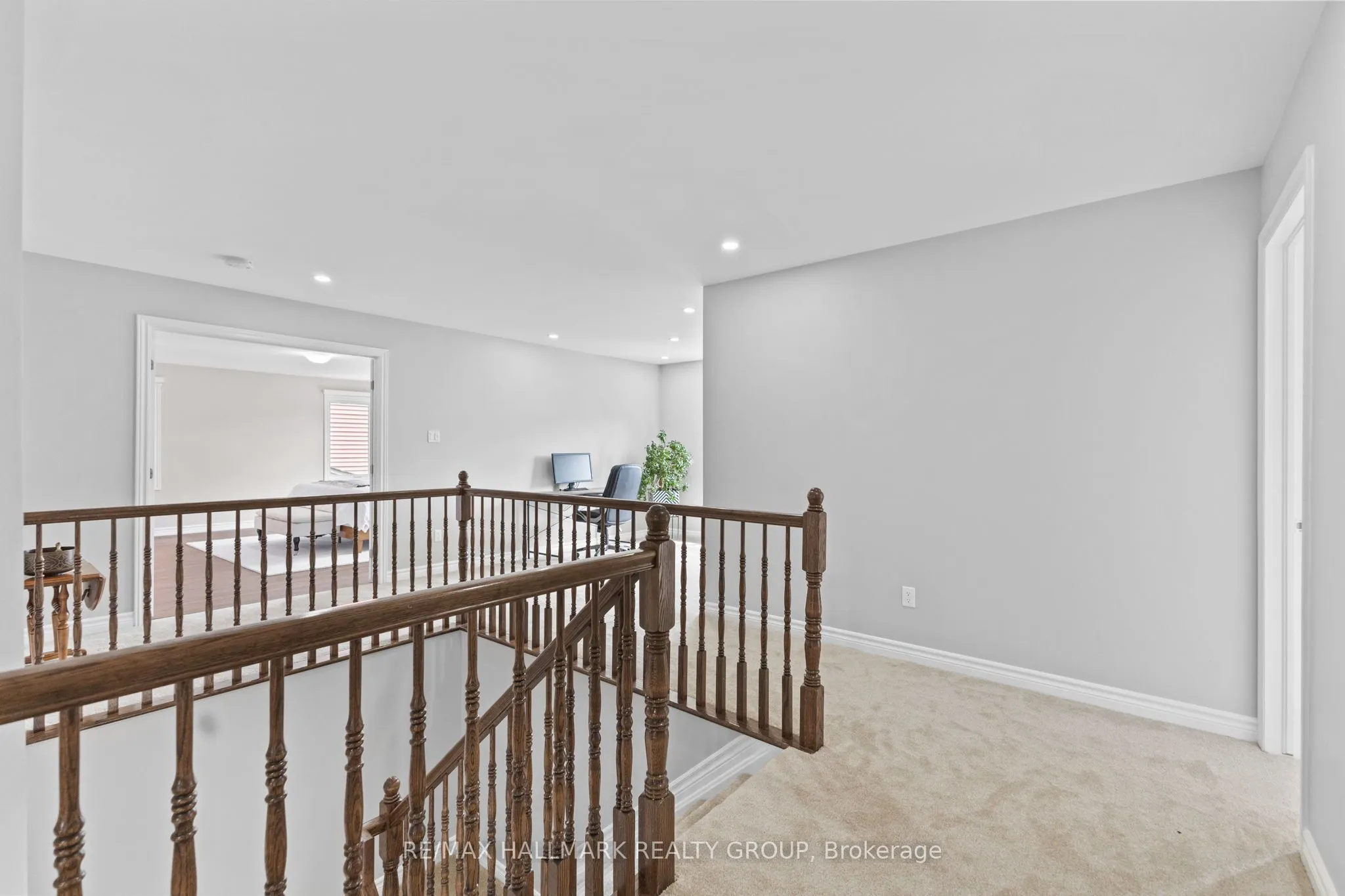 254 Gracewood Crescent