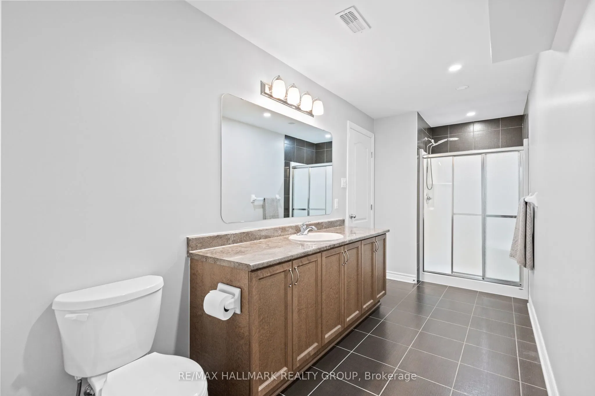 254 Gracewood Crescent