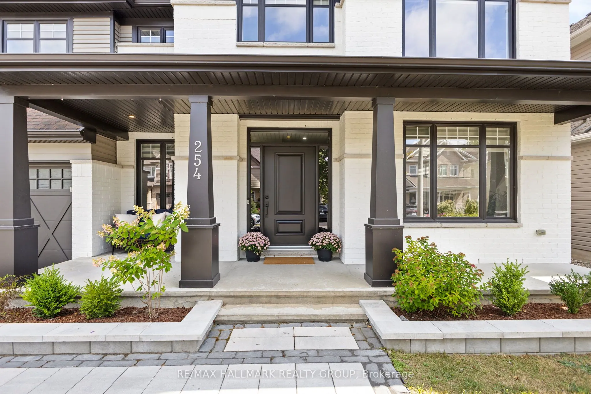 254 Gracewood Crescent