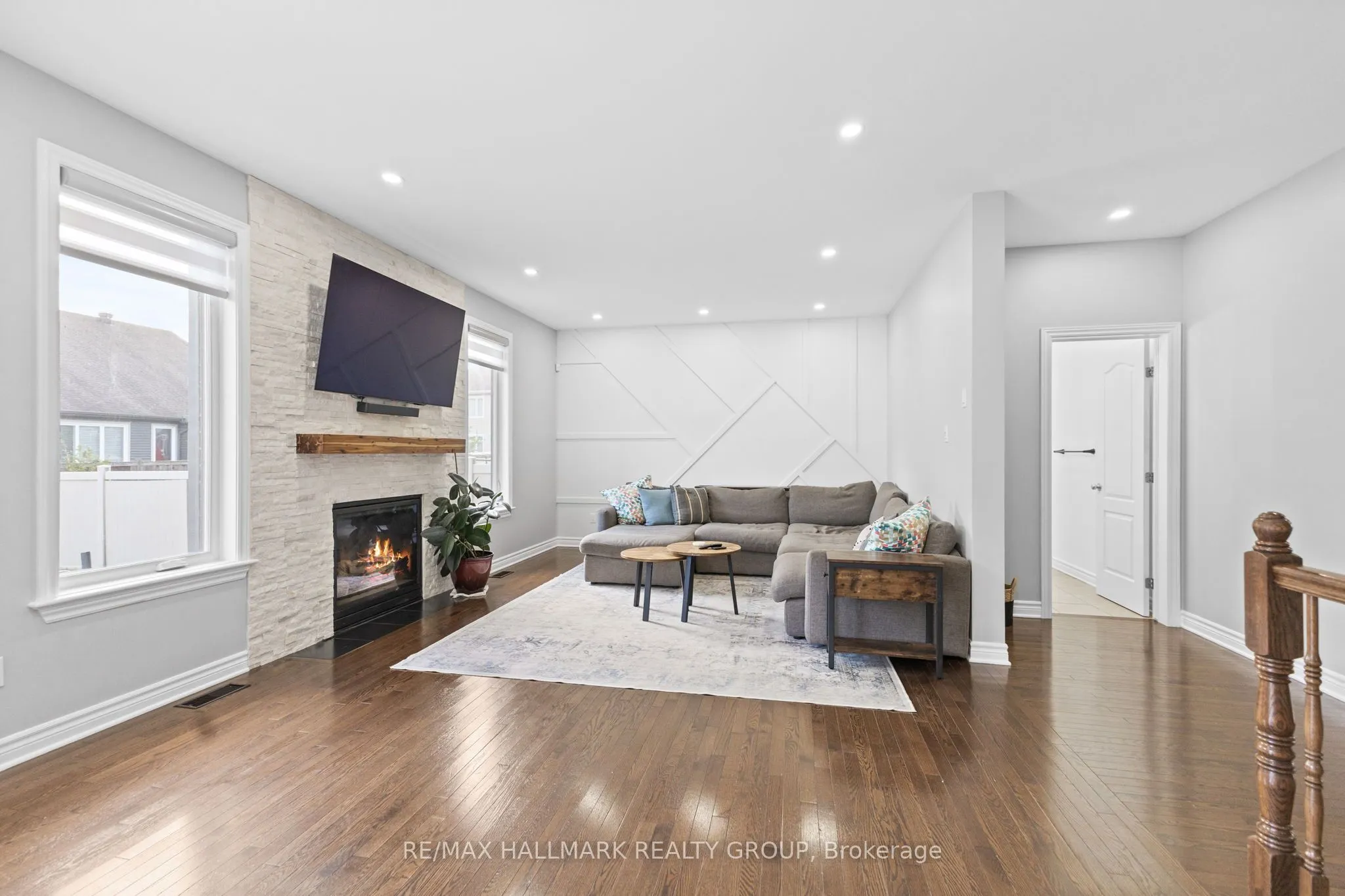 254 Gracewood Crescent