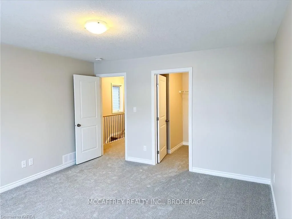 237 HERITAGE PARK Drive