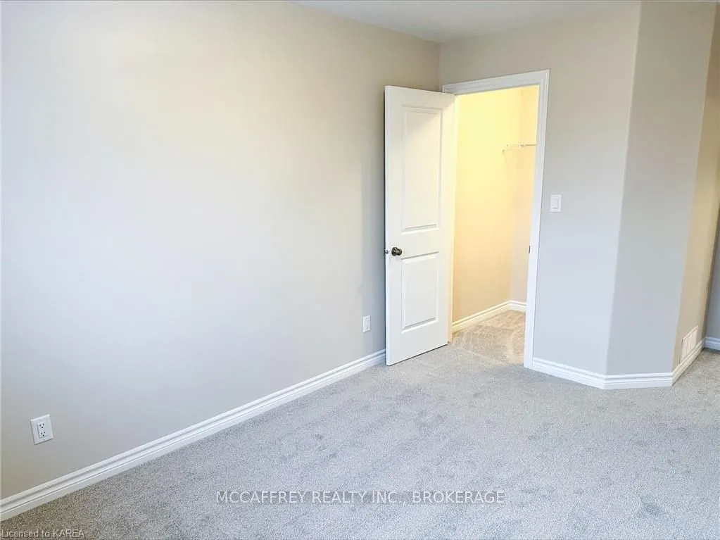 237 HERITAGE PARK Drive
