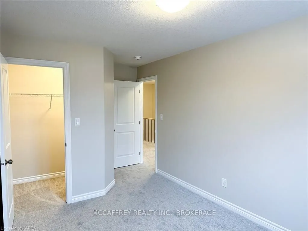 237 HERITAGE PARK Drive