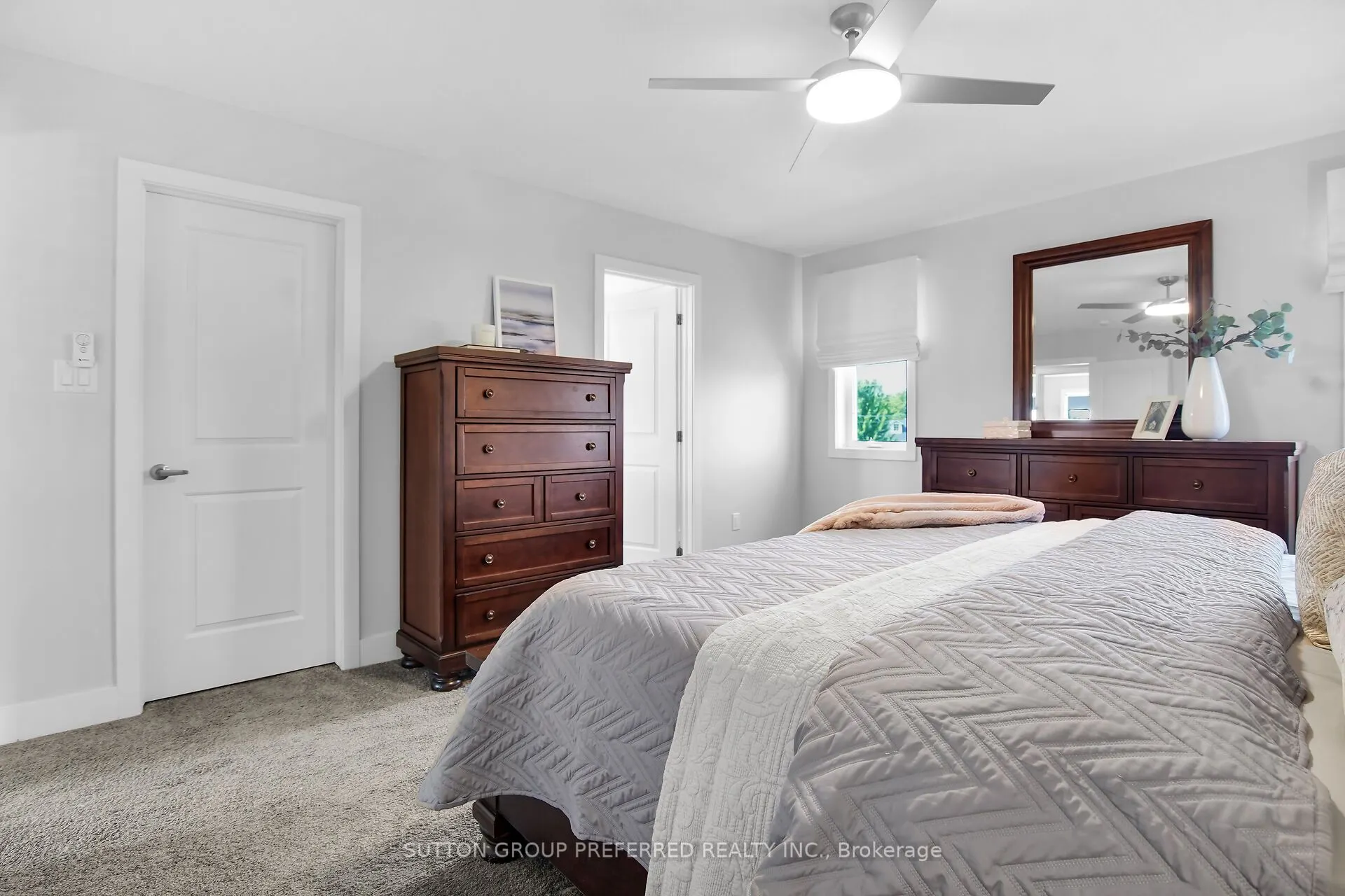 551 Scenic Court