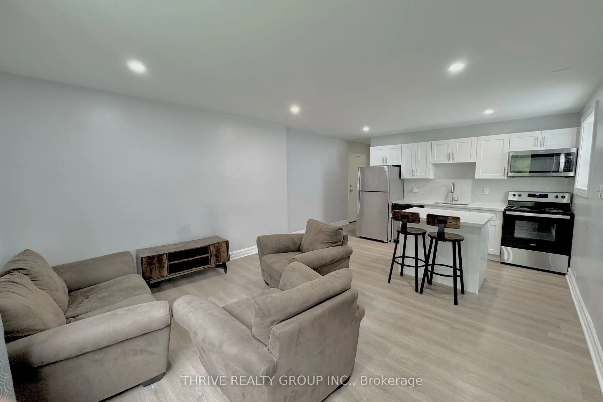 100 King Edward Avenue, #5