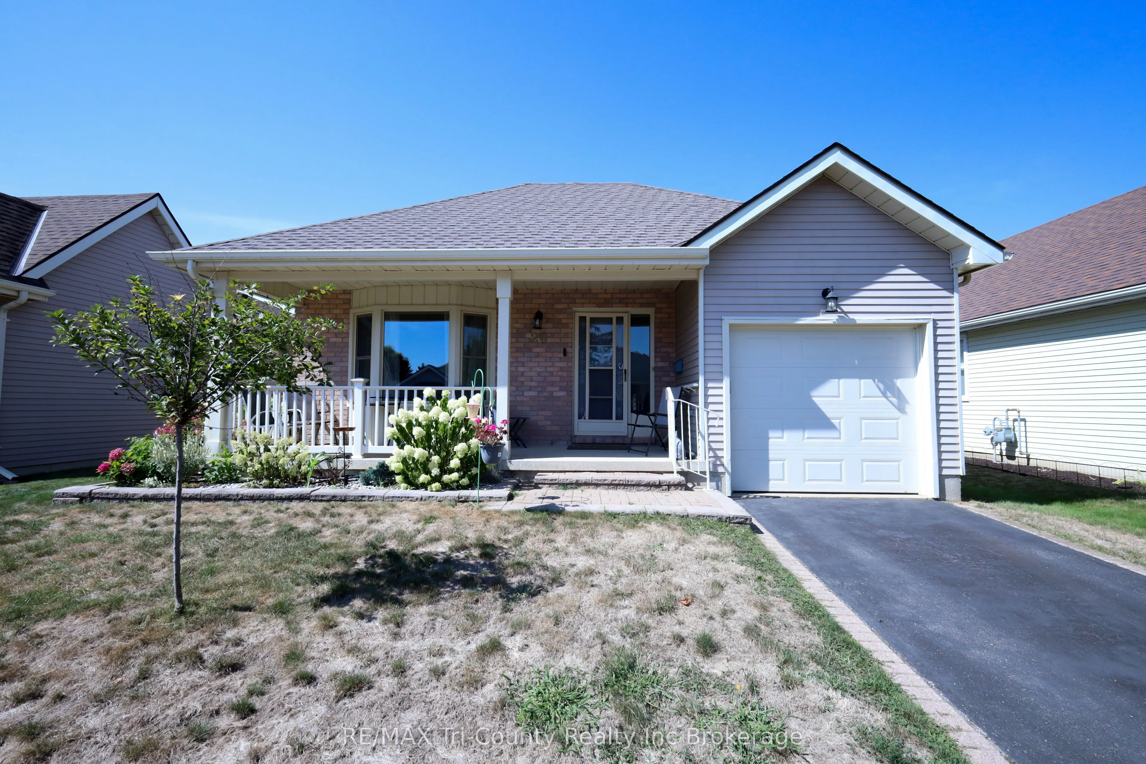20 Edwin Crescent