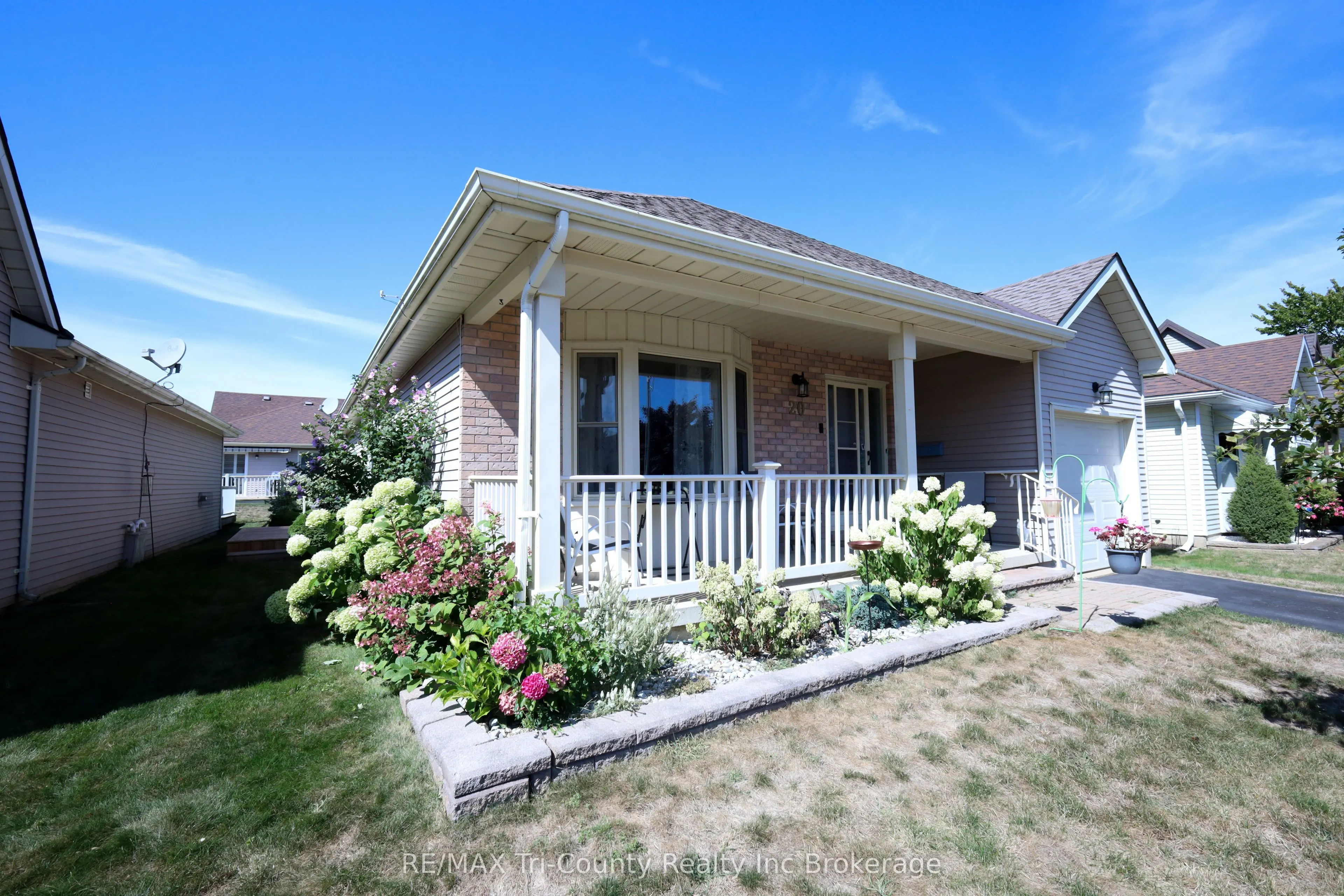 20 Edwin Crescent