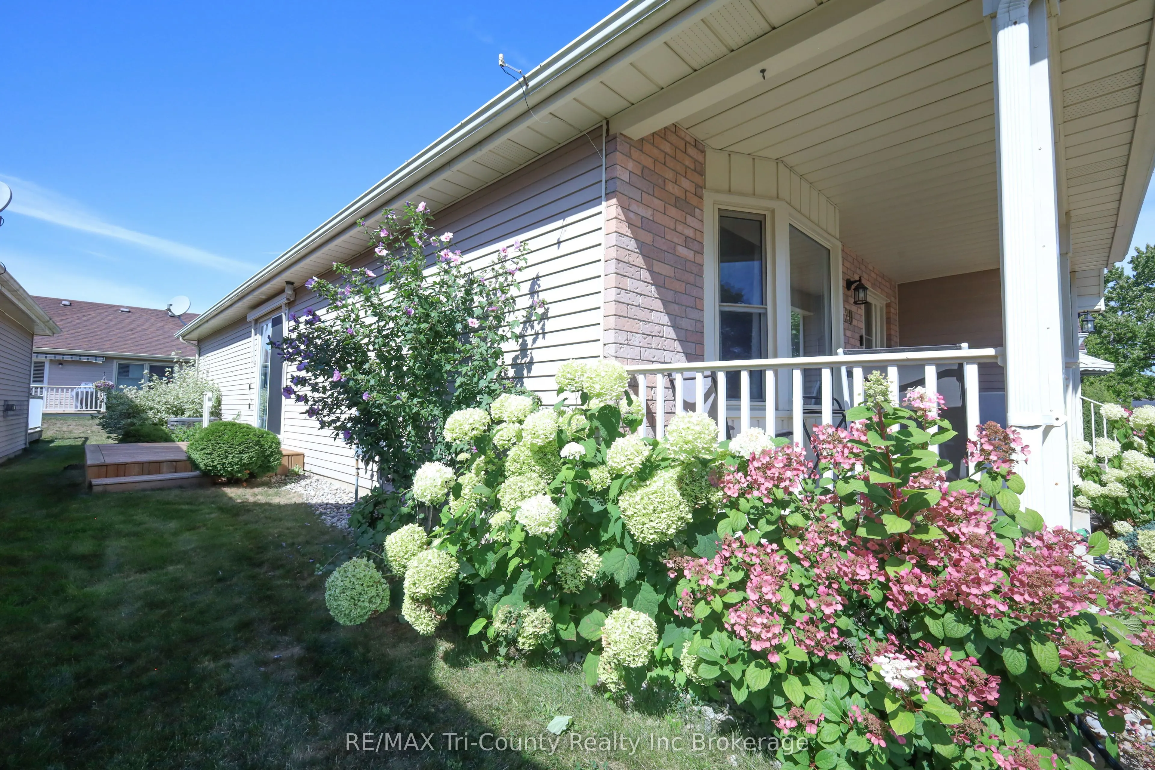 20 Edwin Crescent