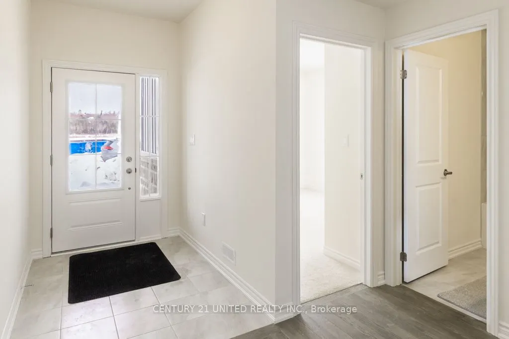 67 Hillcroft Way