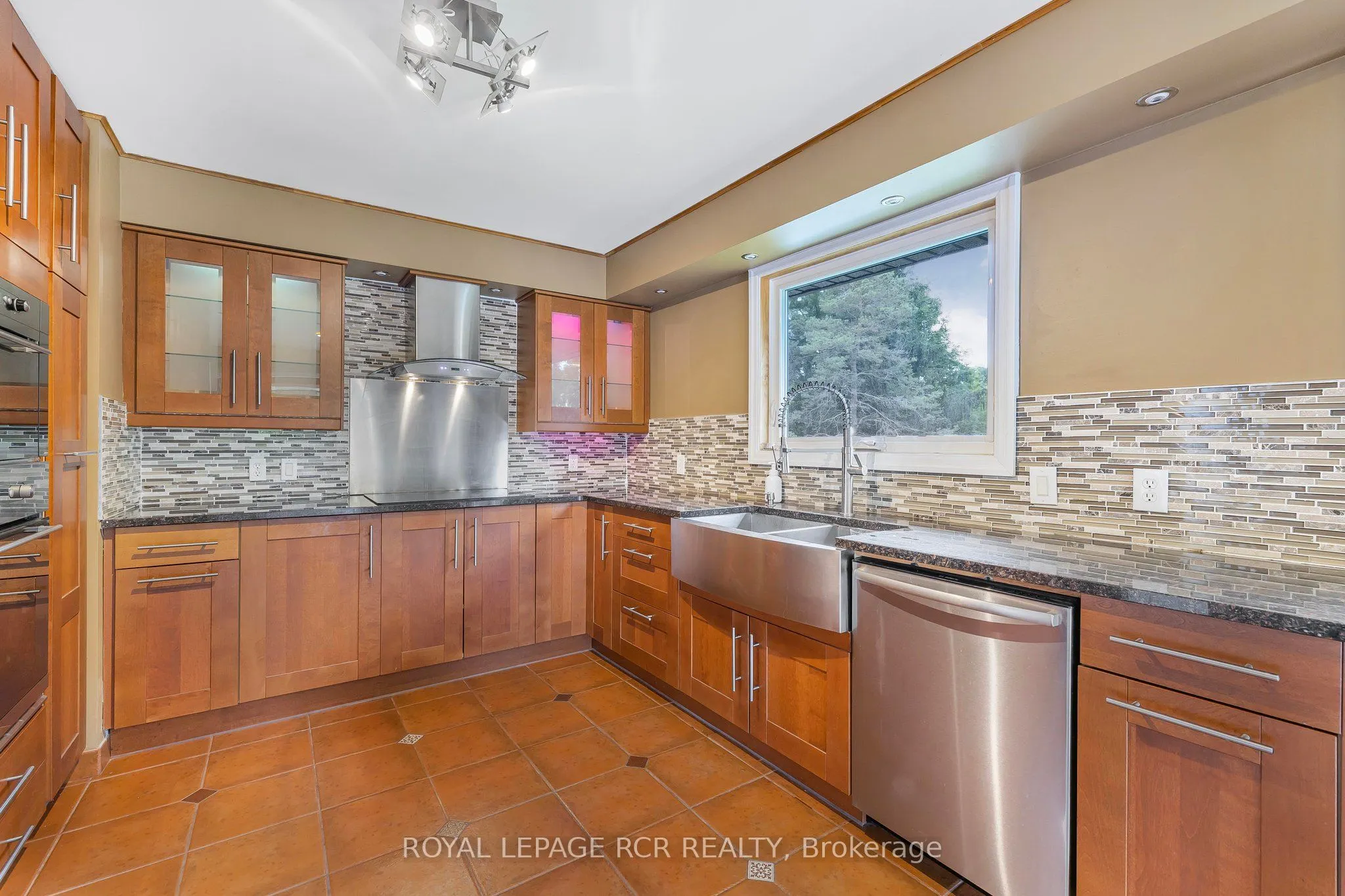 487072 30th Side Road