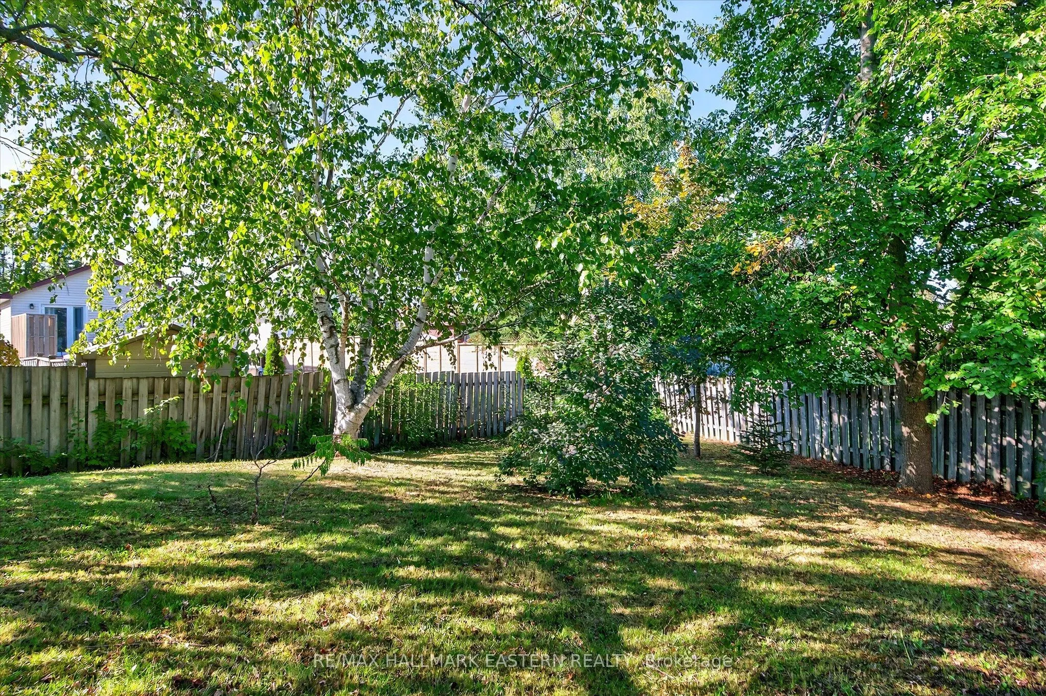 1200 Huntington Circle
