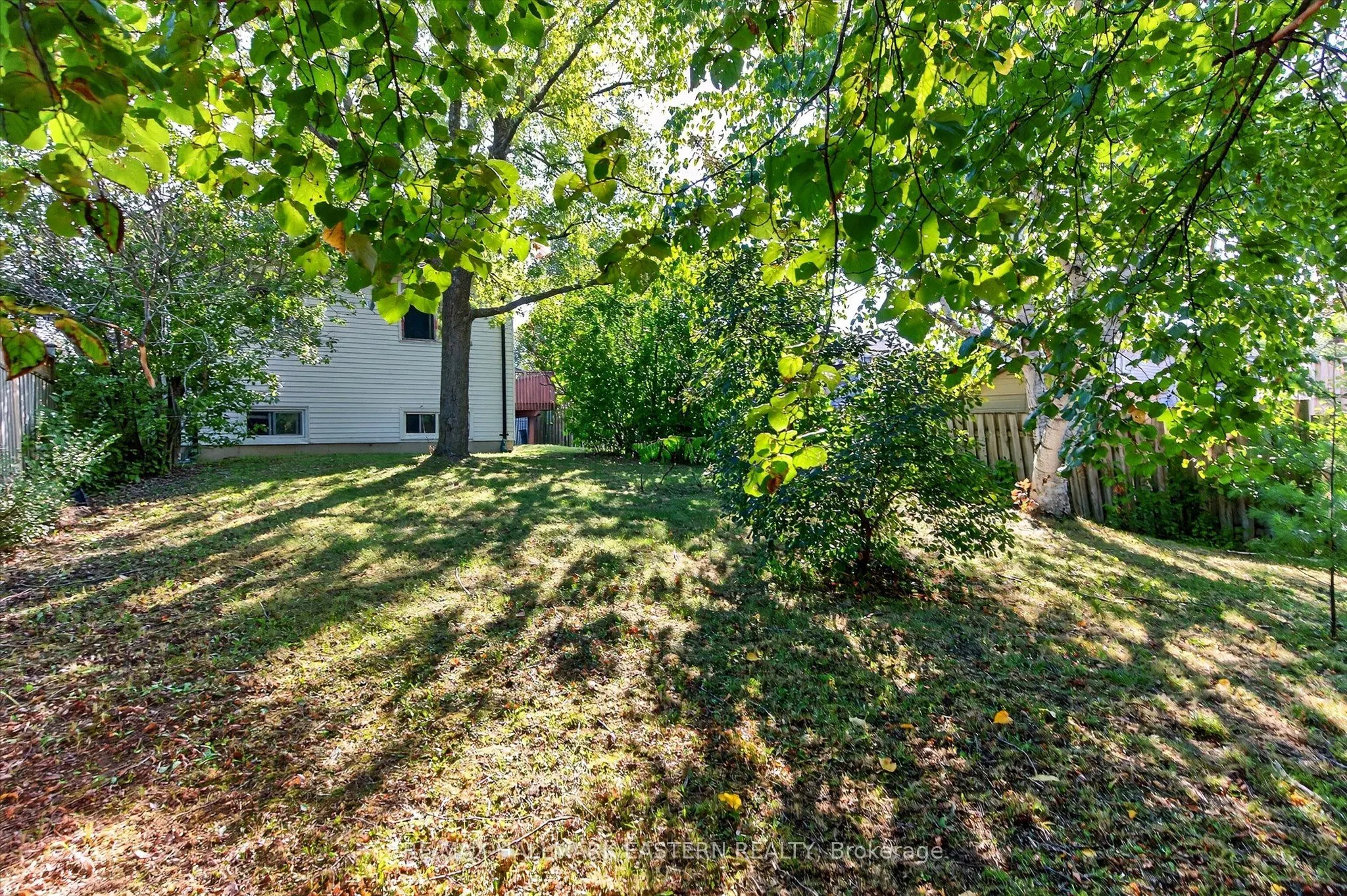 1200 Huntington Circle