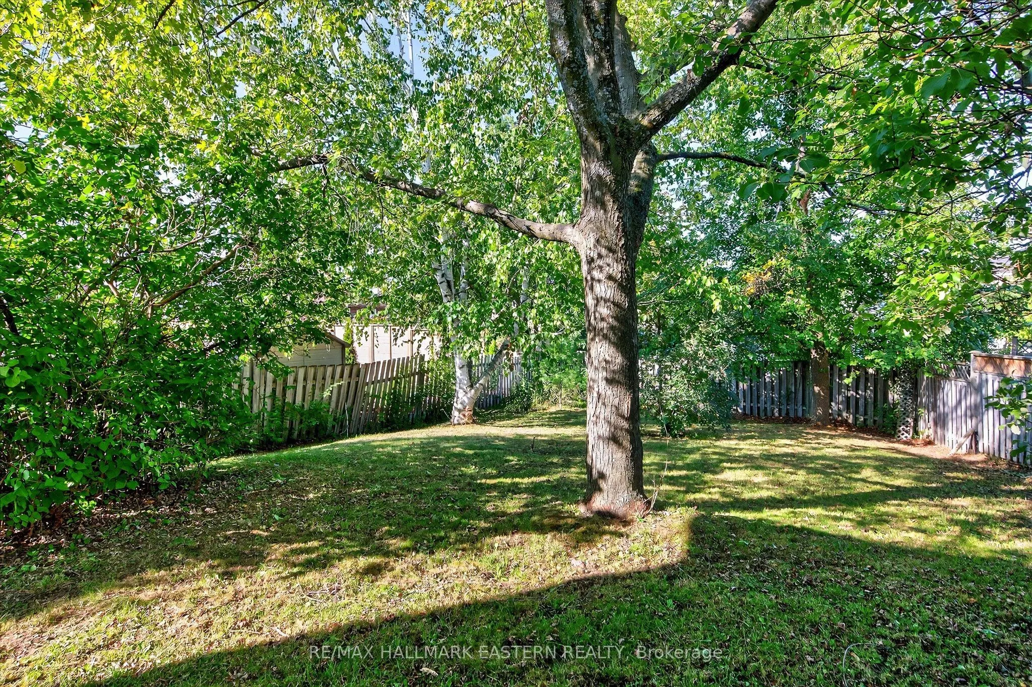 1200 Huntington Circle