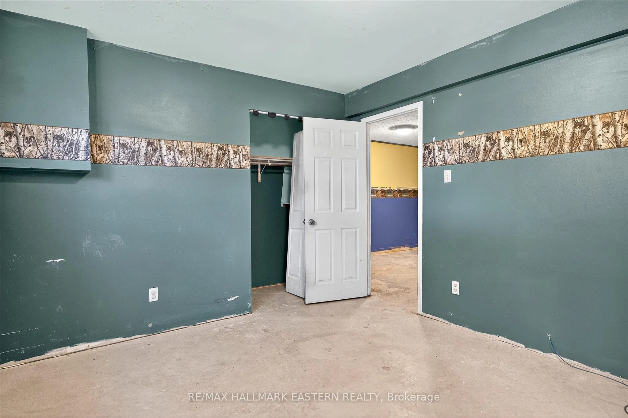 1200 Huntington Circle