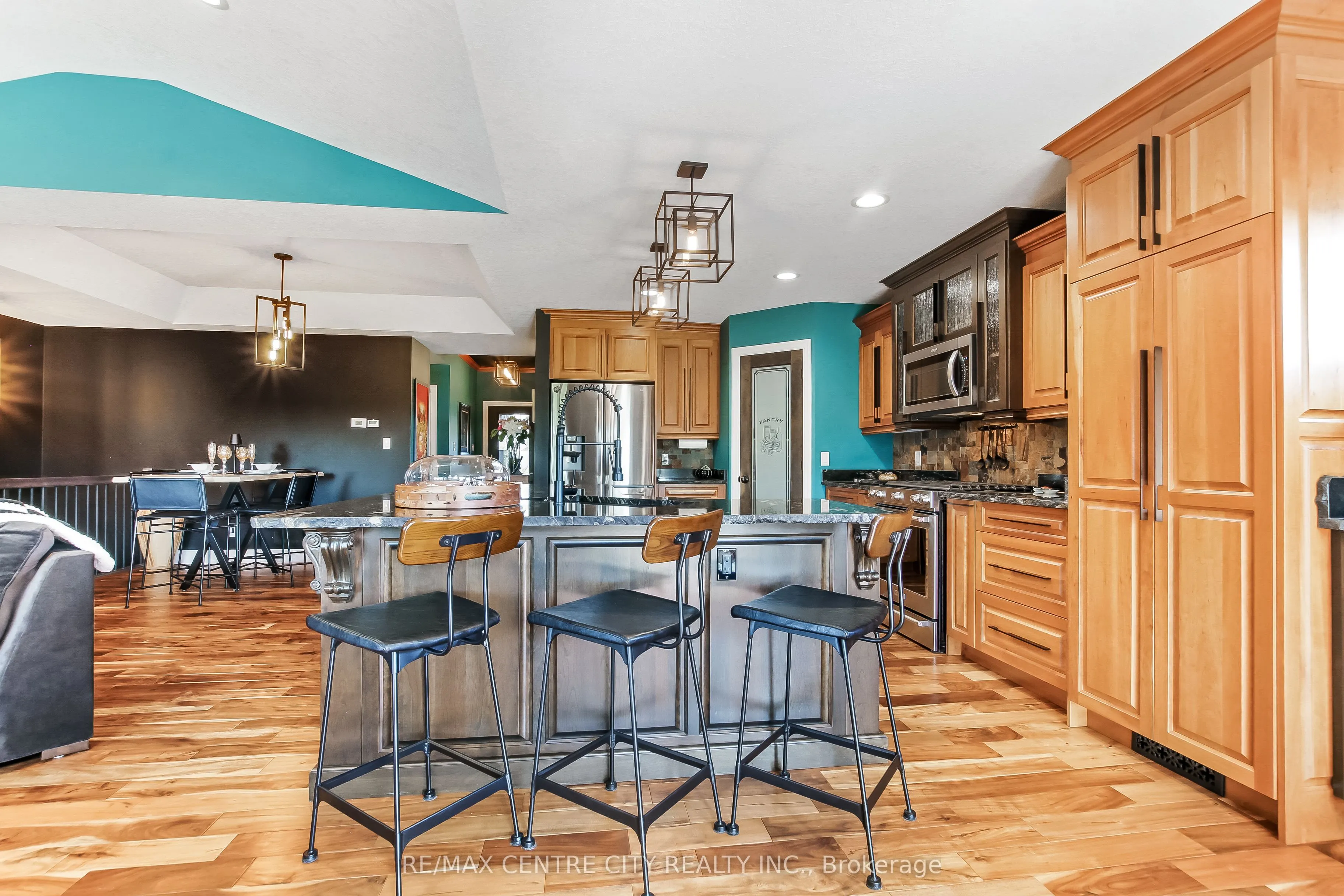 22 Oakmont Street
