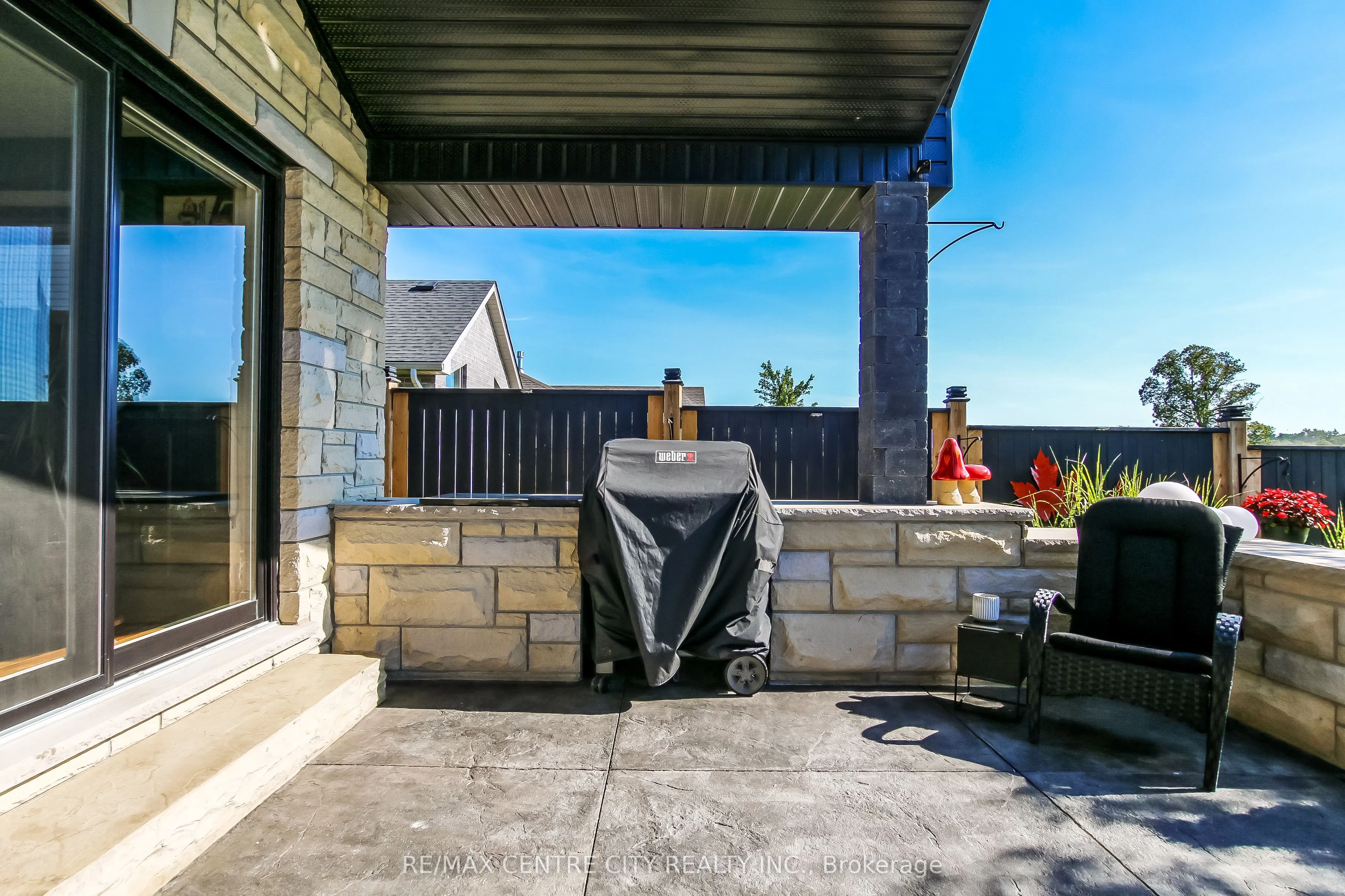 22 Oakmont Street
