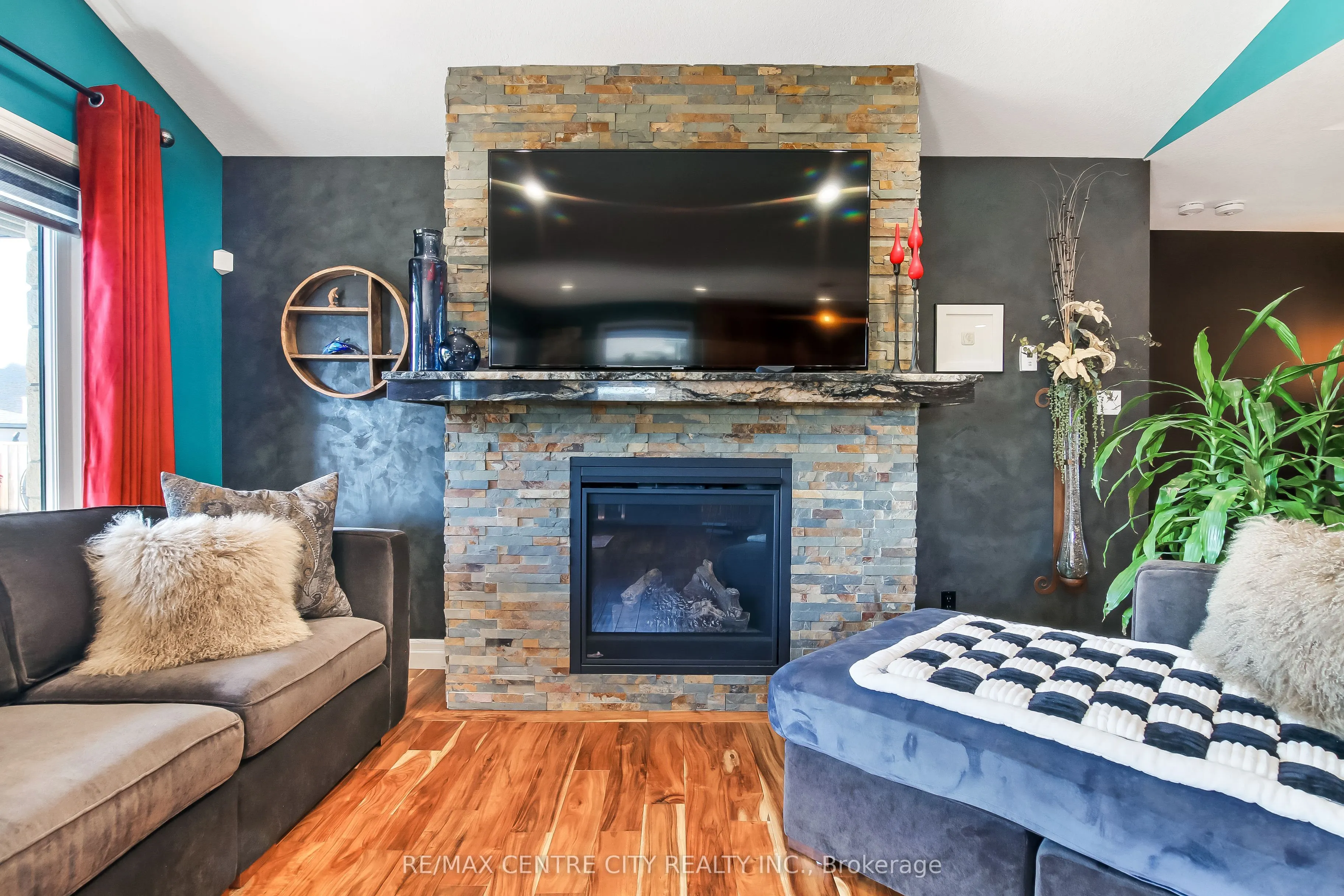 22 Oakmont Street