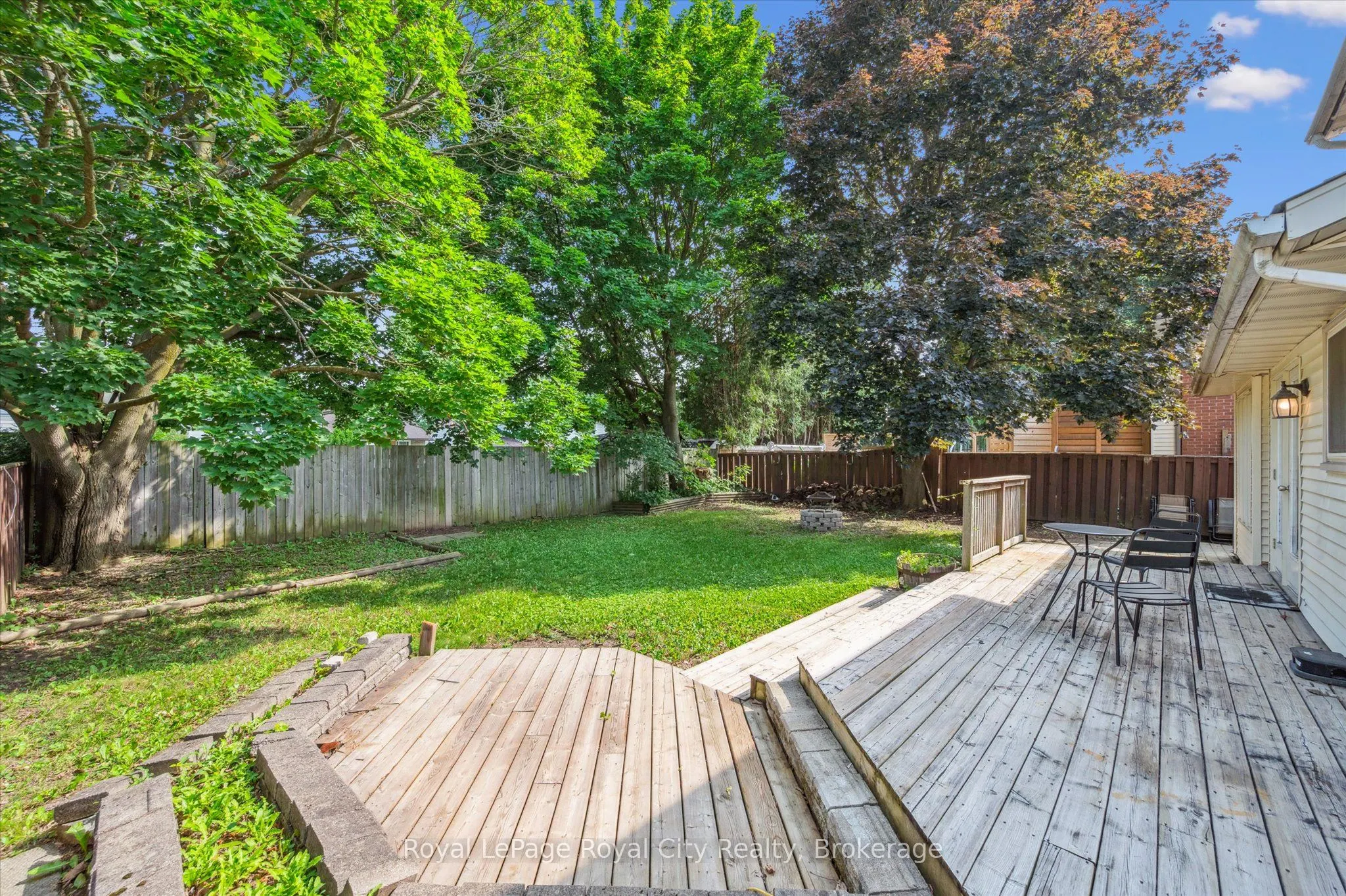 17 Springdale Boulevard